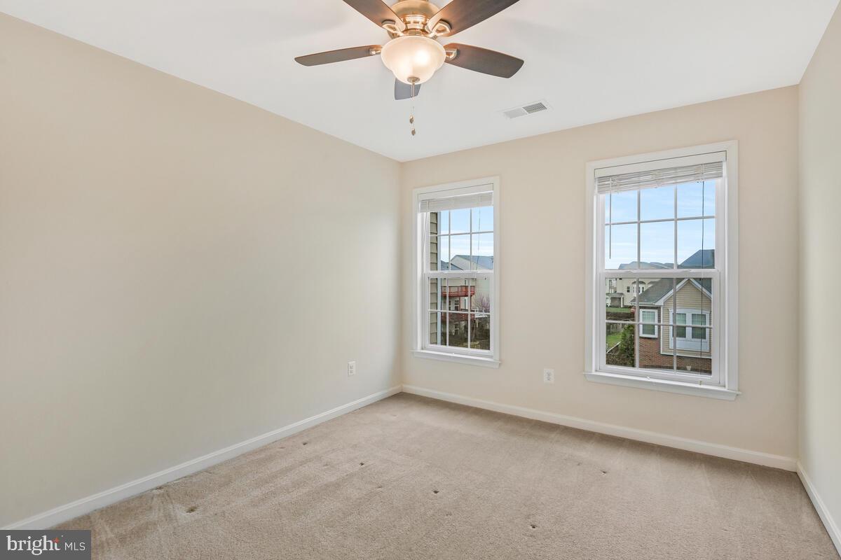 STONE RIDGE - Residential Lease