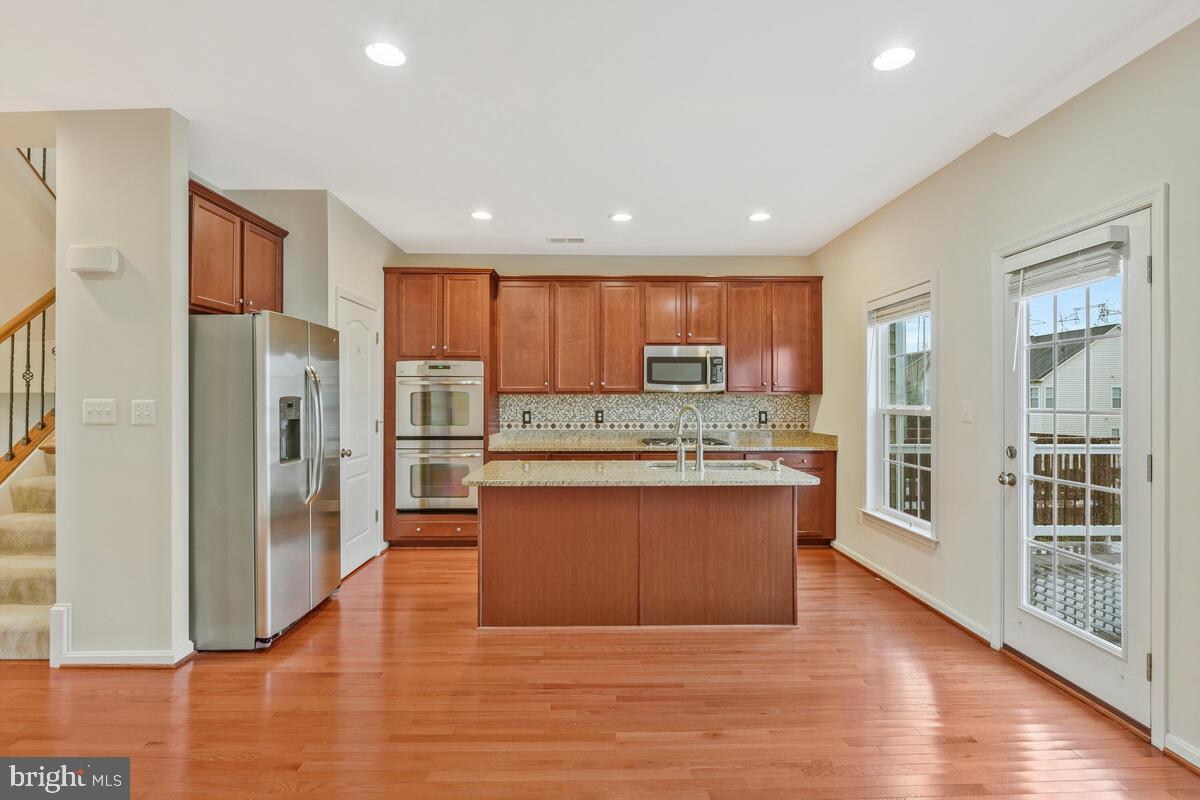 STONE RIDGE - Residential Lease