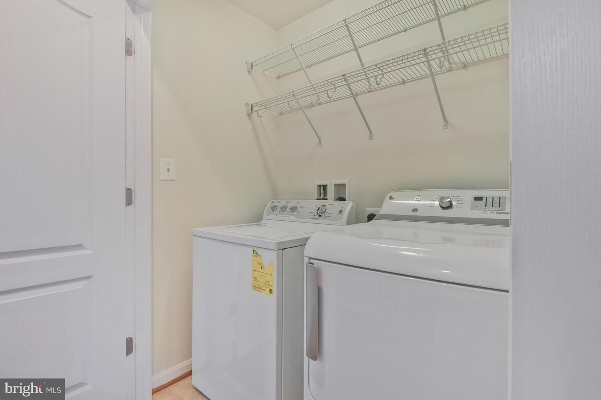 STONE RIDGE - Residential Lease