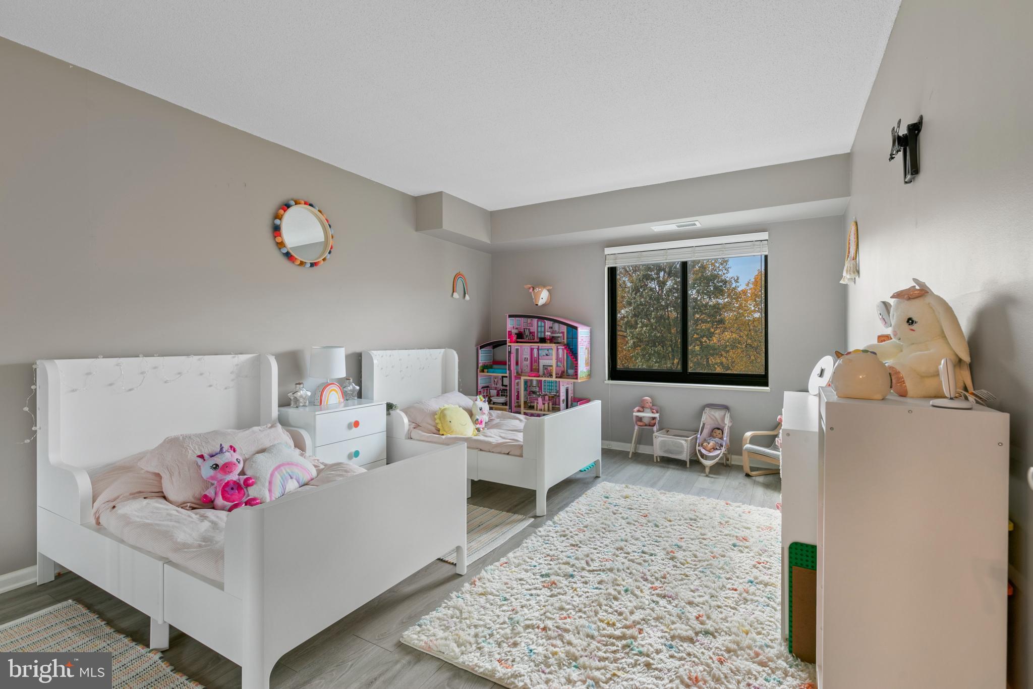 WATERGATE AT LANDMARK - Residential Lease