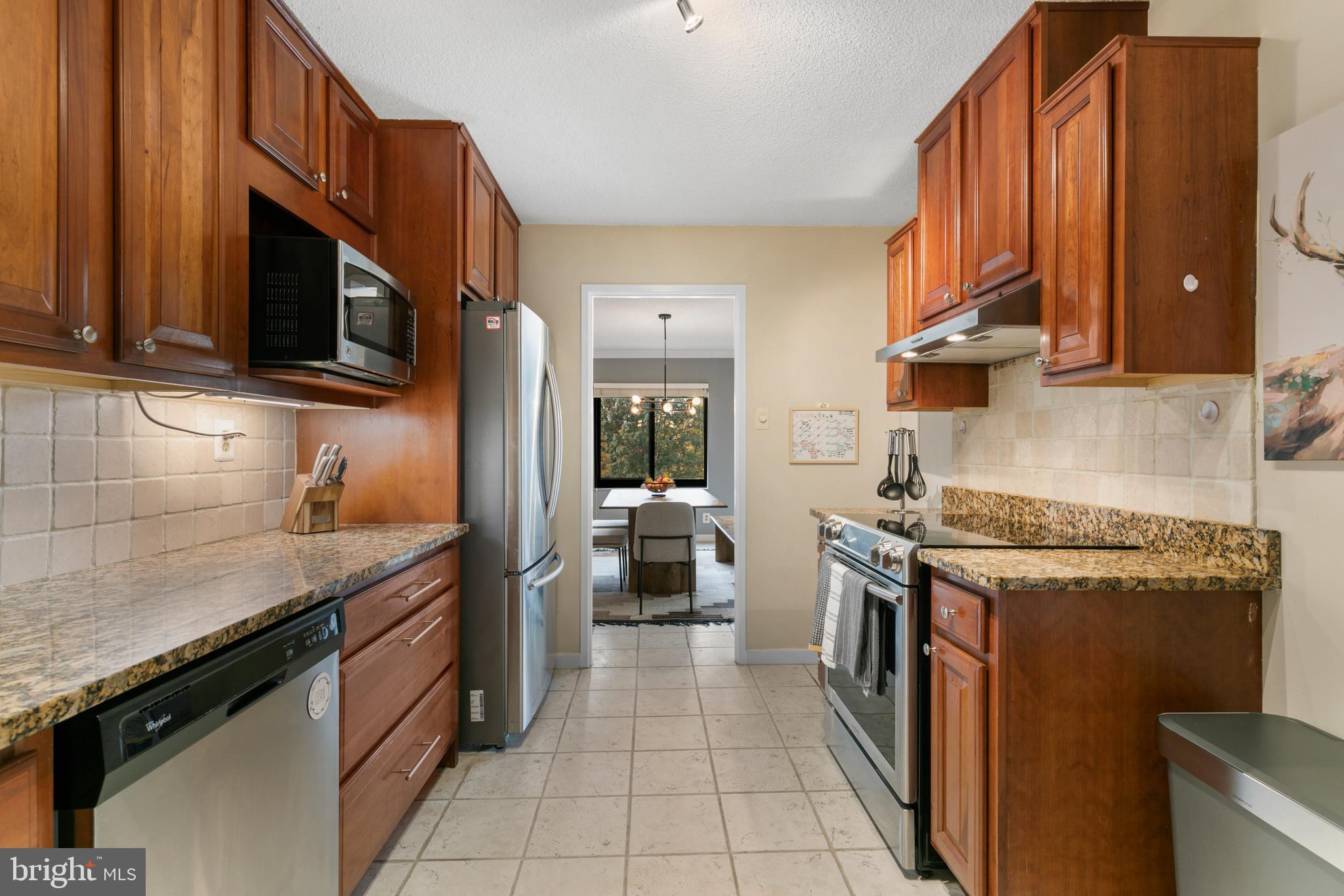 WATERGATE AT LANDMARK - Residential Lease