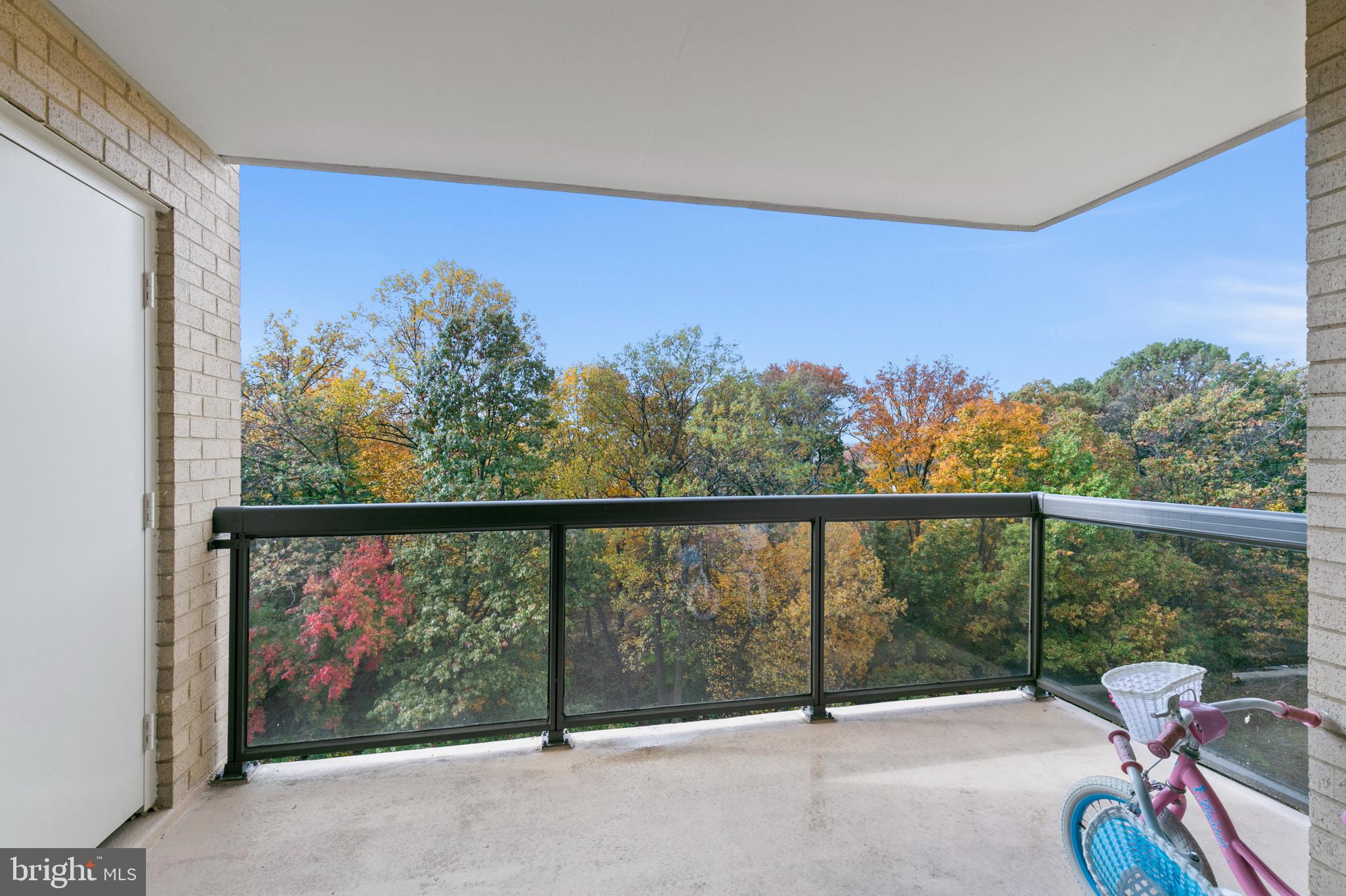 WATERGATE AT LANDMARK - Residential Lease