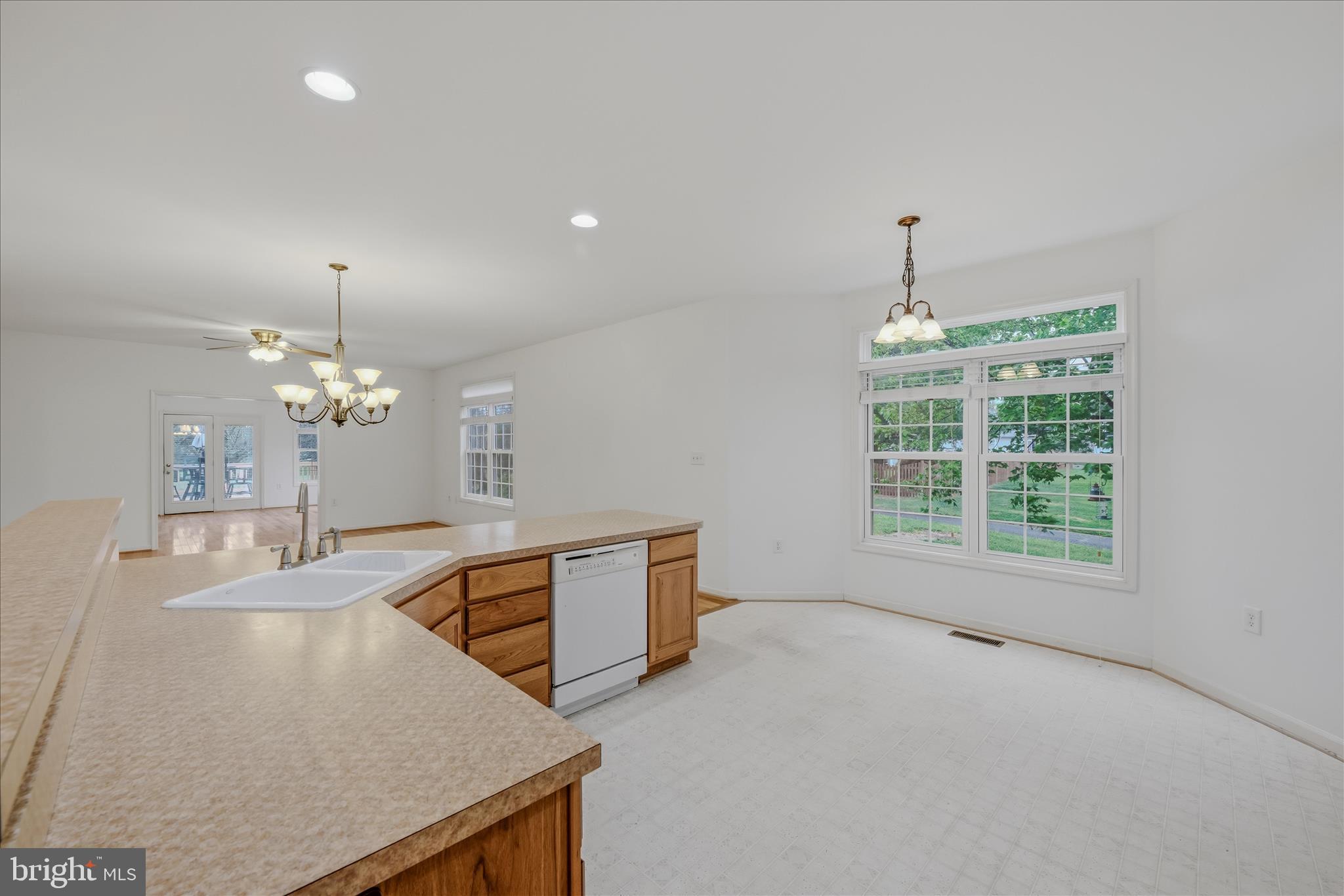 LOCUST HILL - Residential