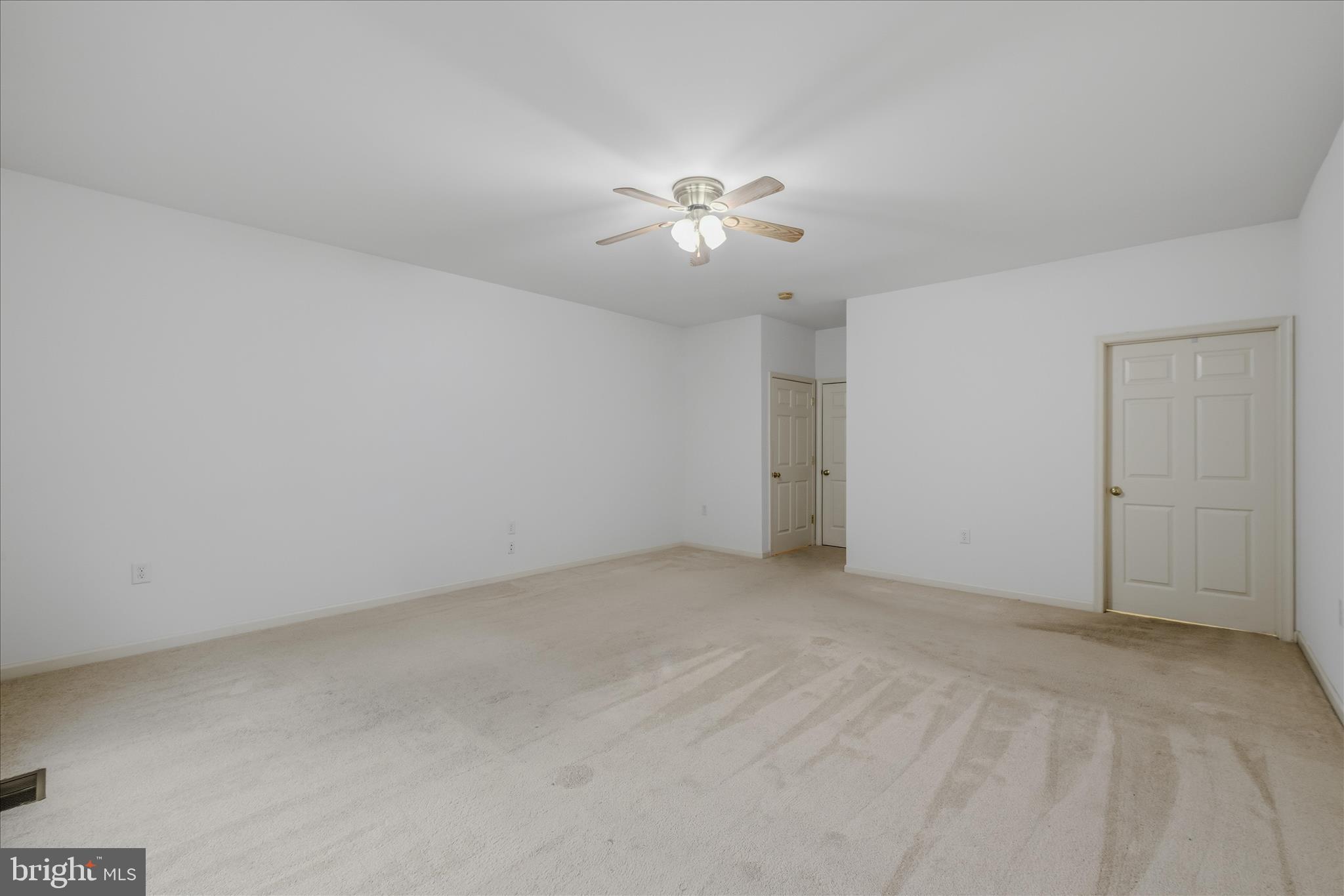 LOCUST HILL - Residential