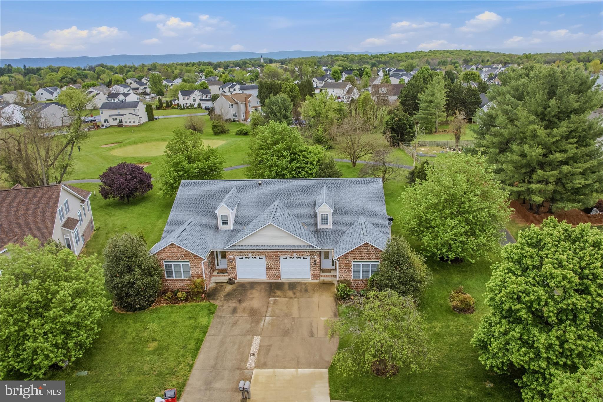 LOCUST HILL - Residential
