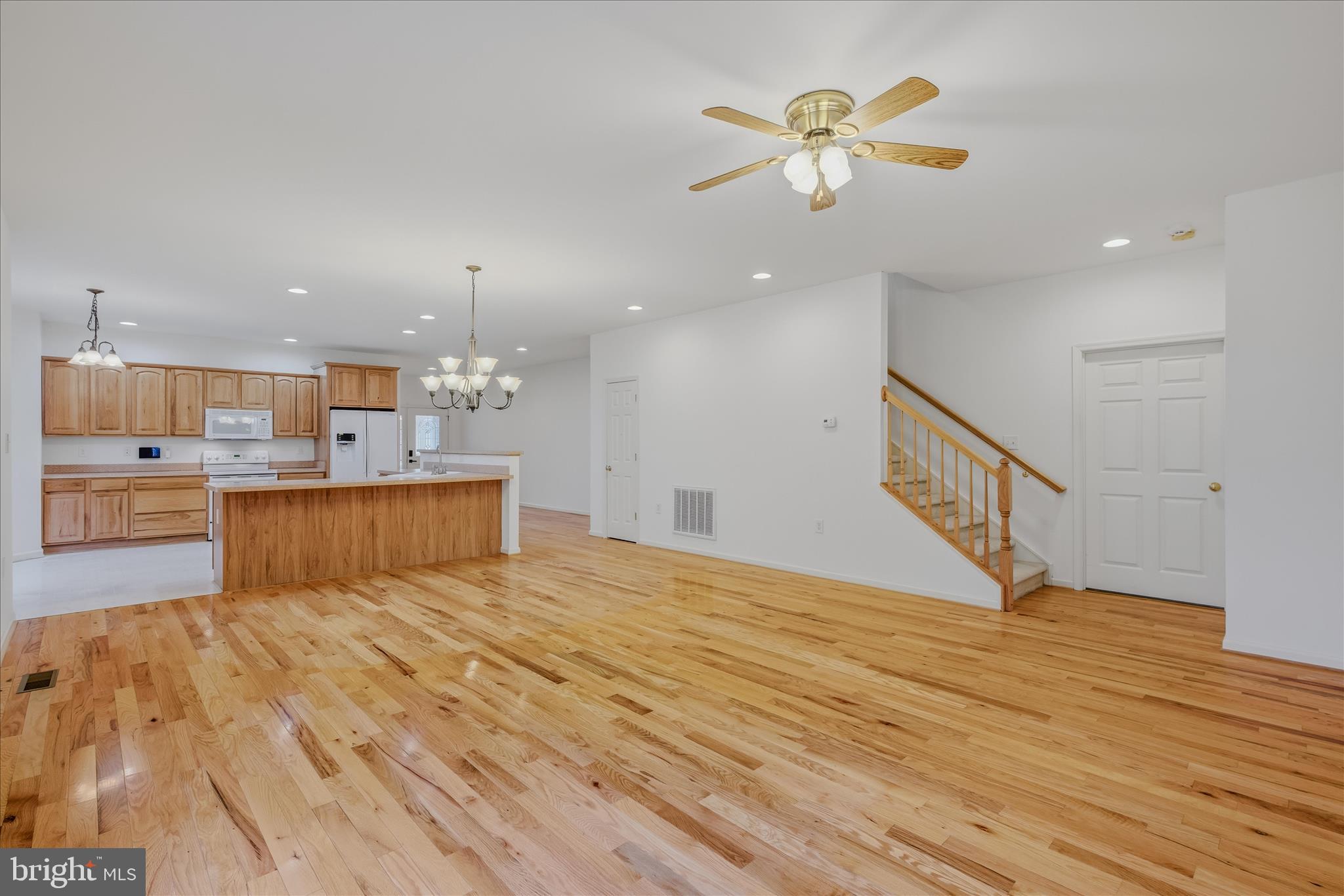 LOCUST HILL - Residential