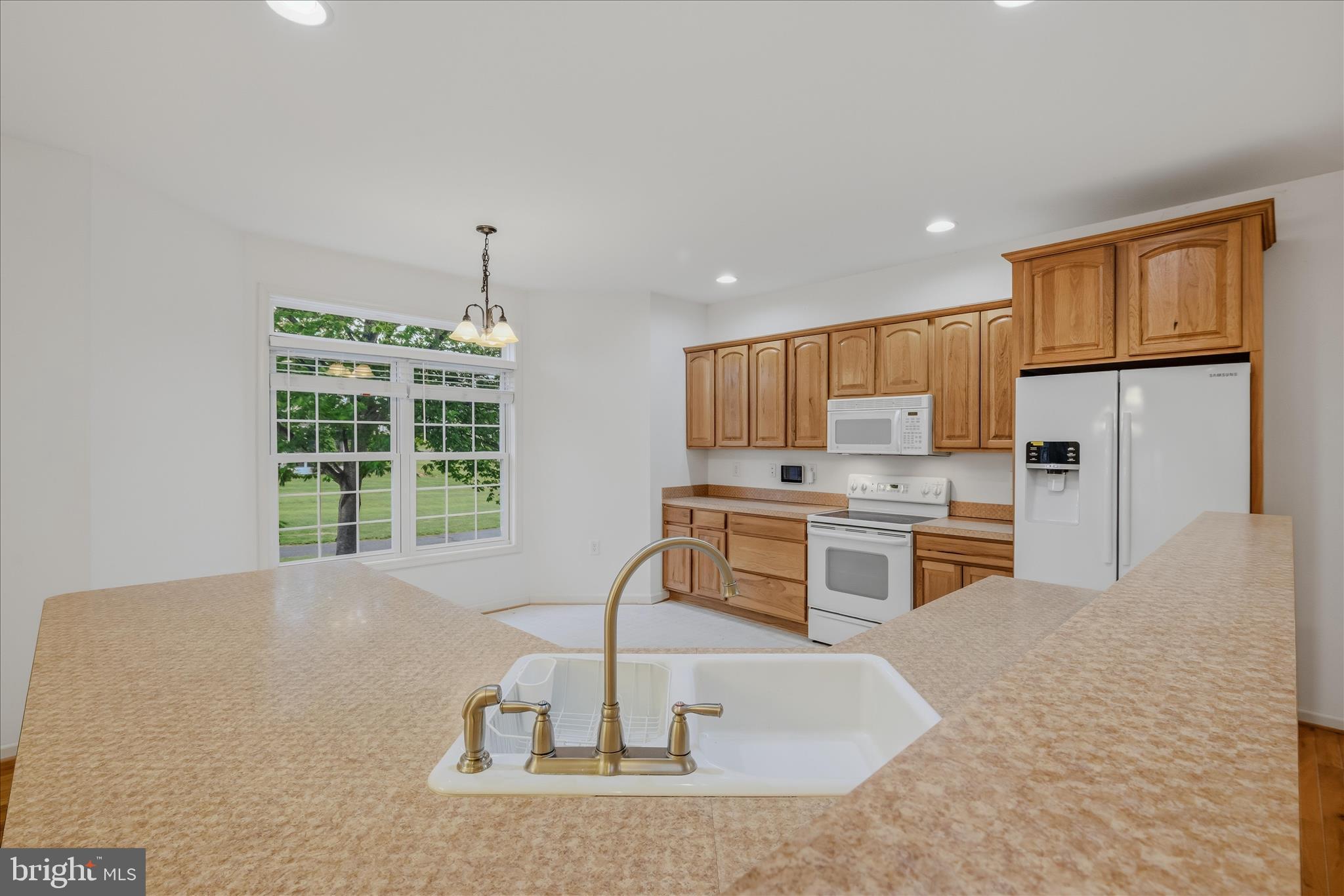 LOCUST HILL - Residential