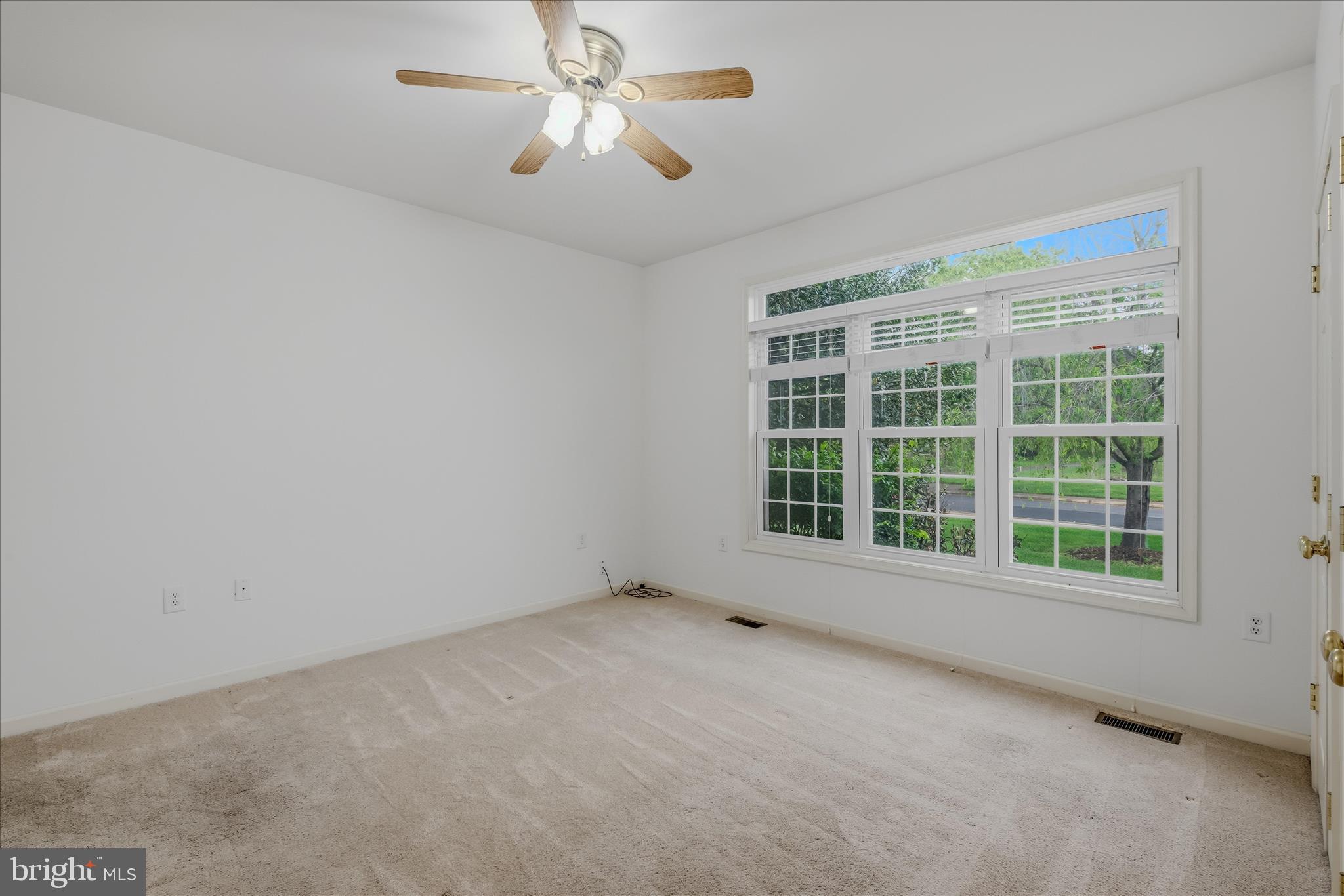 LOCUST HILL - Residential