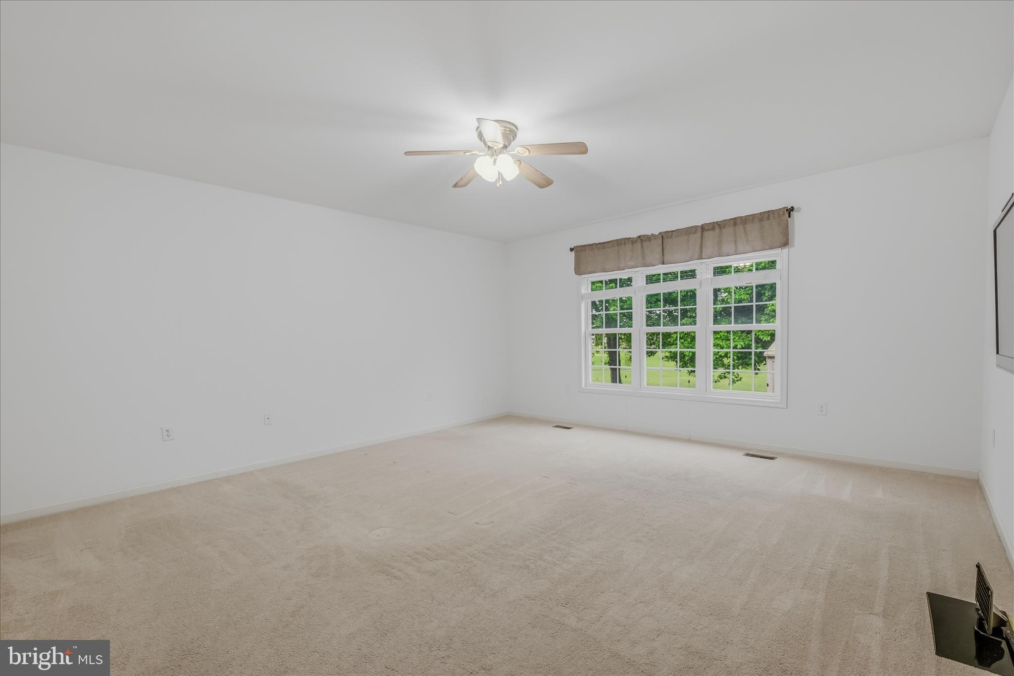 LOCUST HILL - Residential