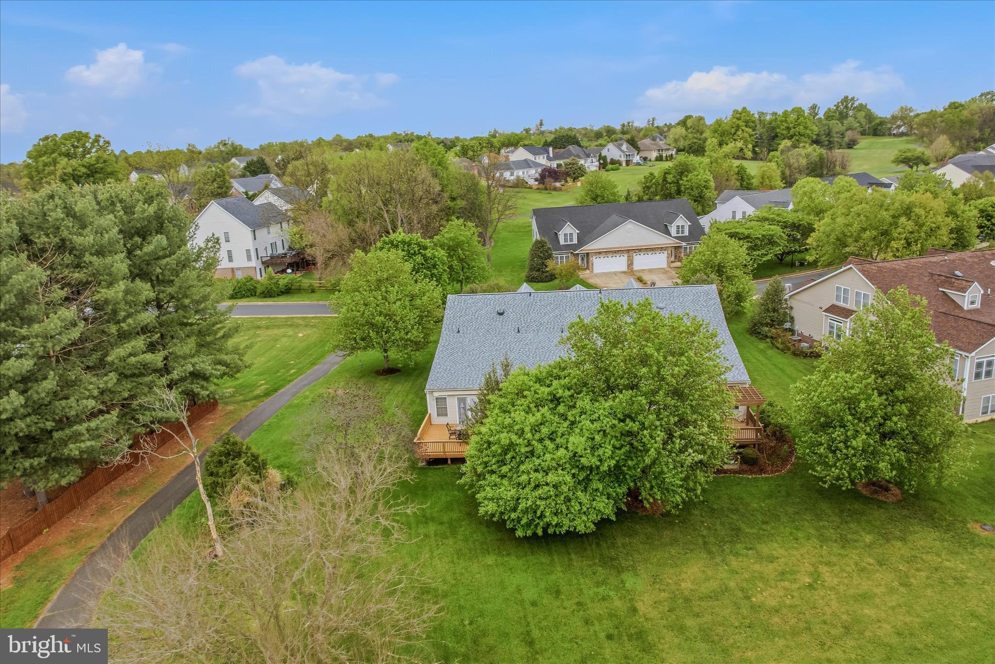 LOCUST HILL - Residential