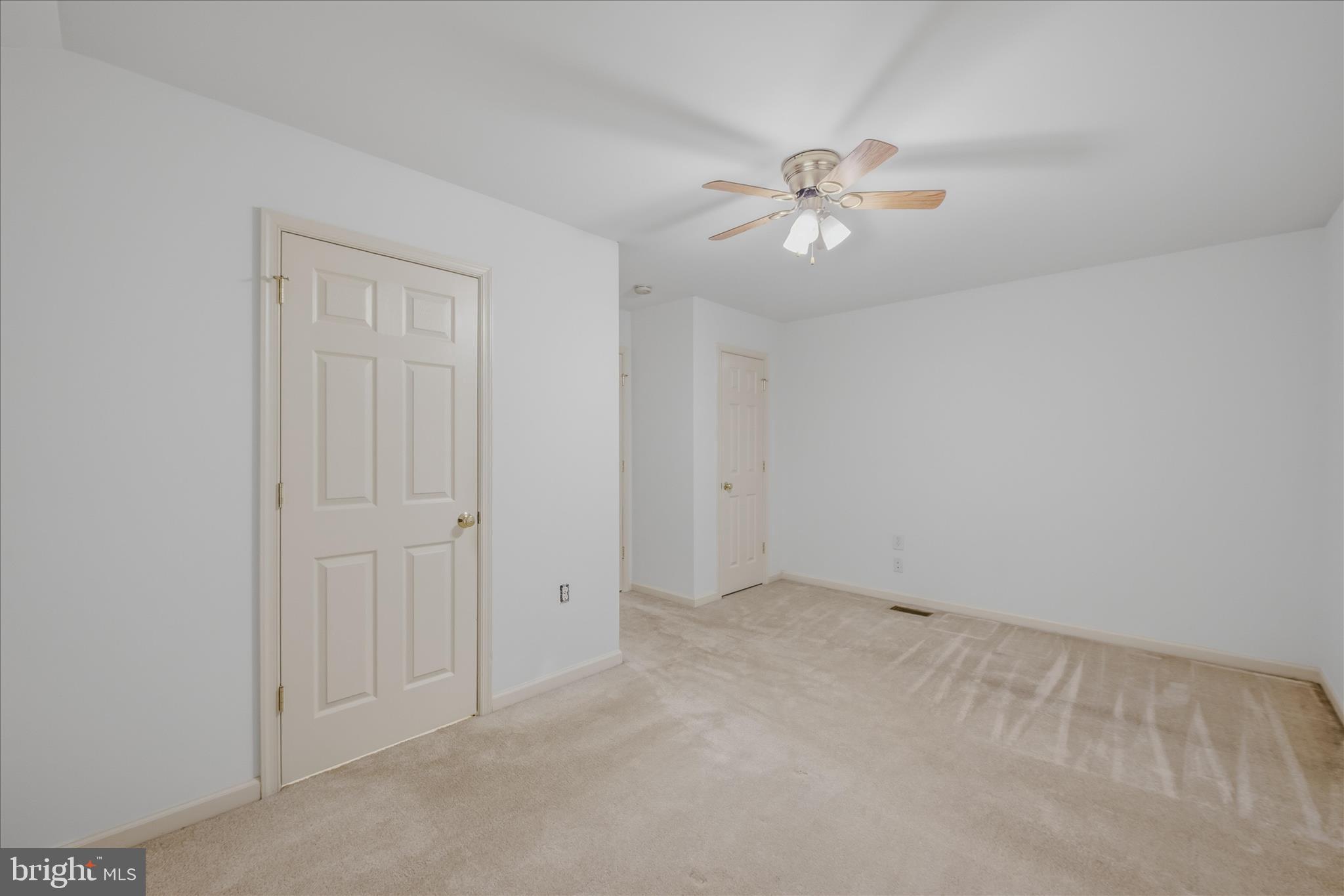 LOCUST HILL - Residential