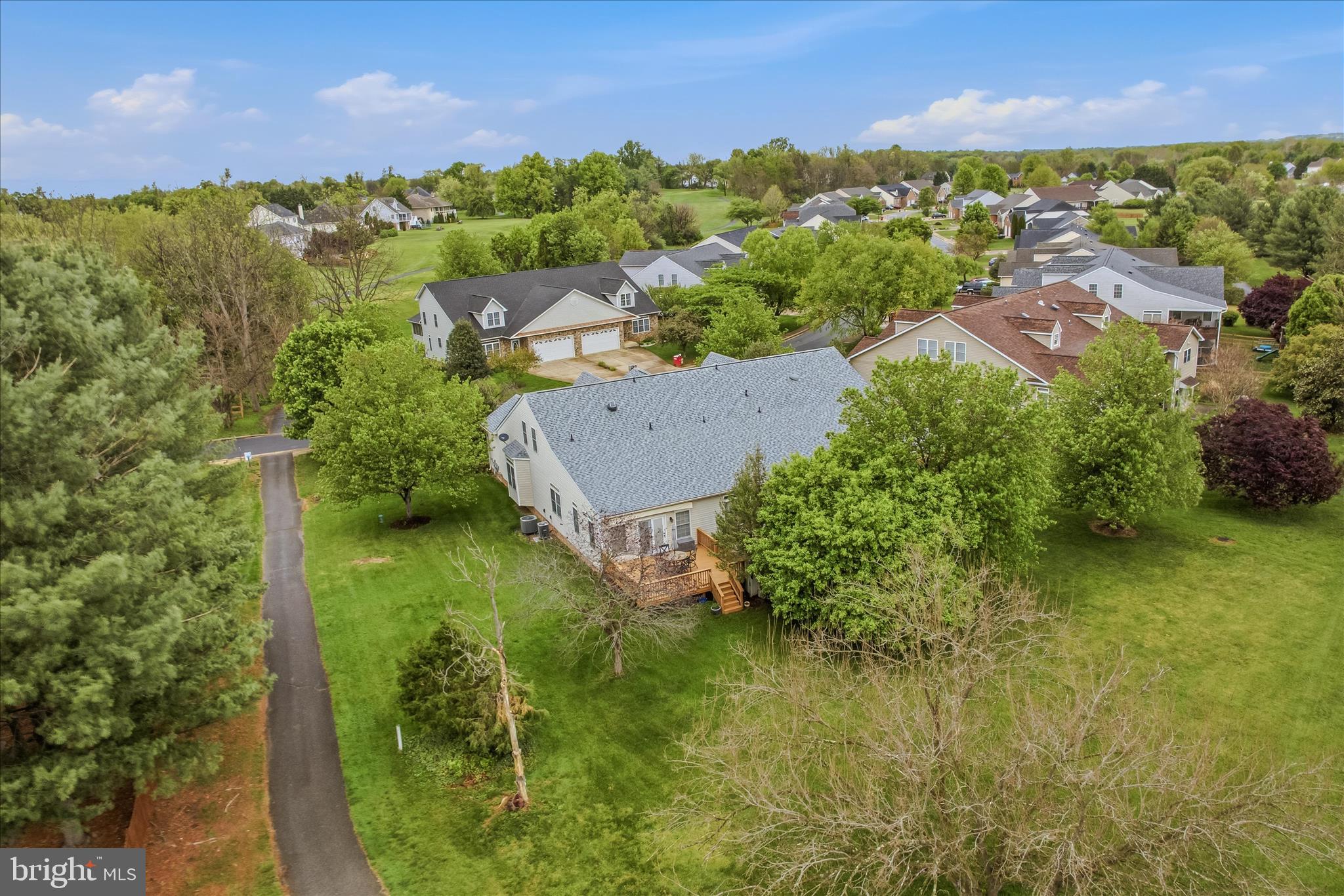 LOCUST HILL - Residential