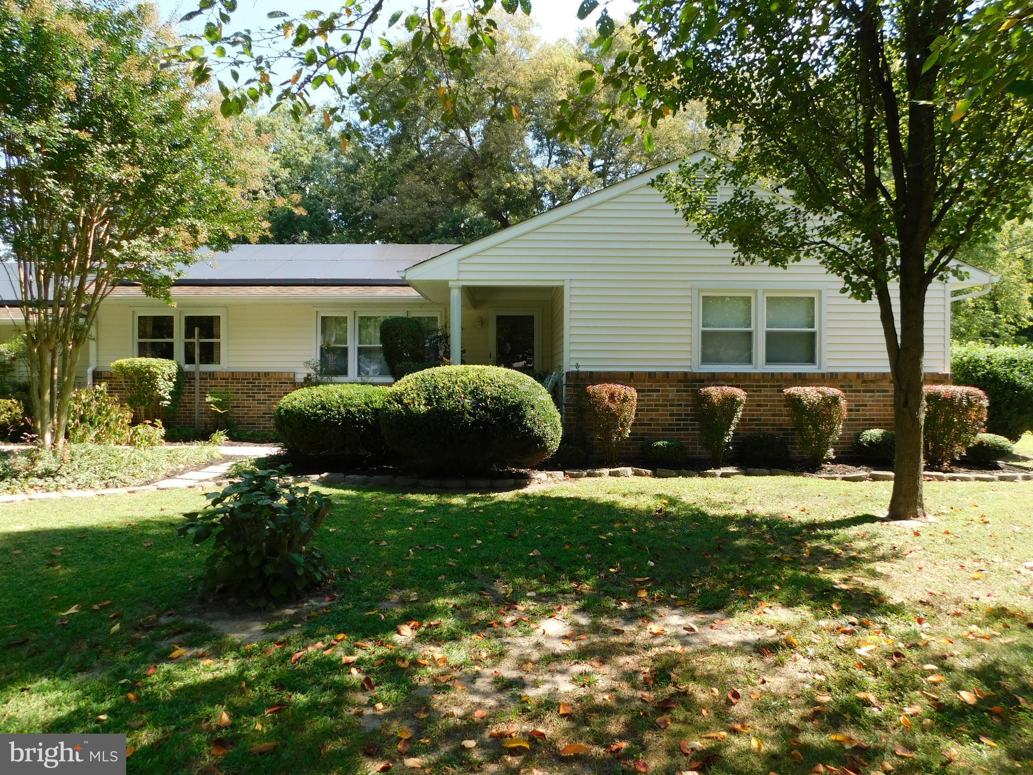 601 SHERWOOD CIRCLE