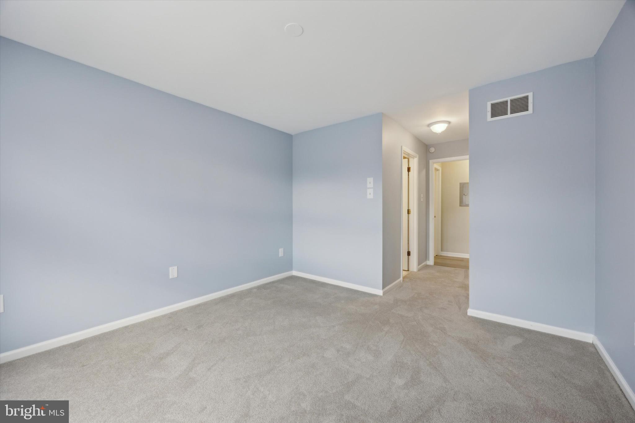 BALLINAHINCH - Residential