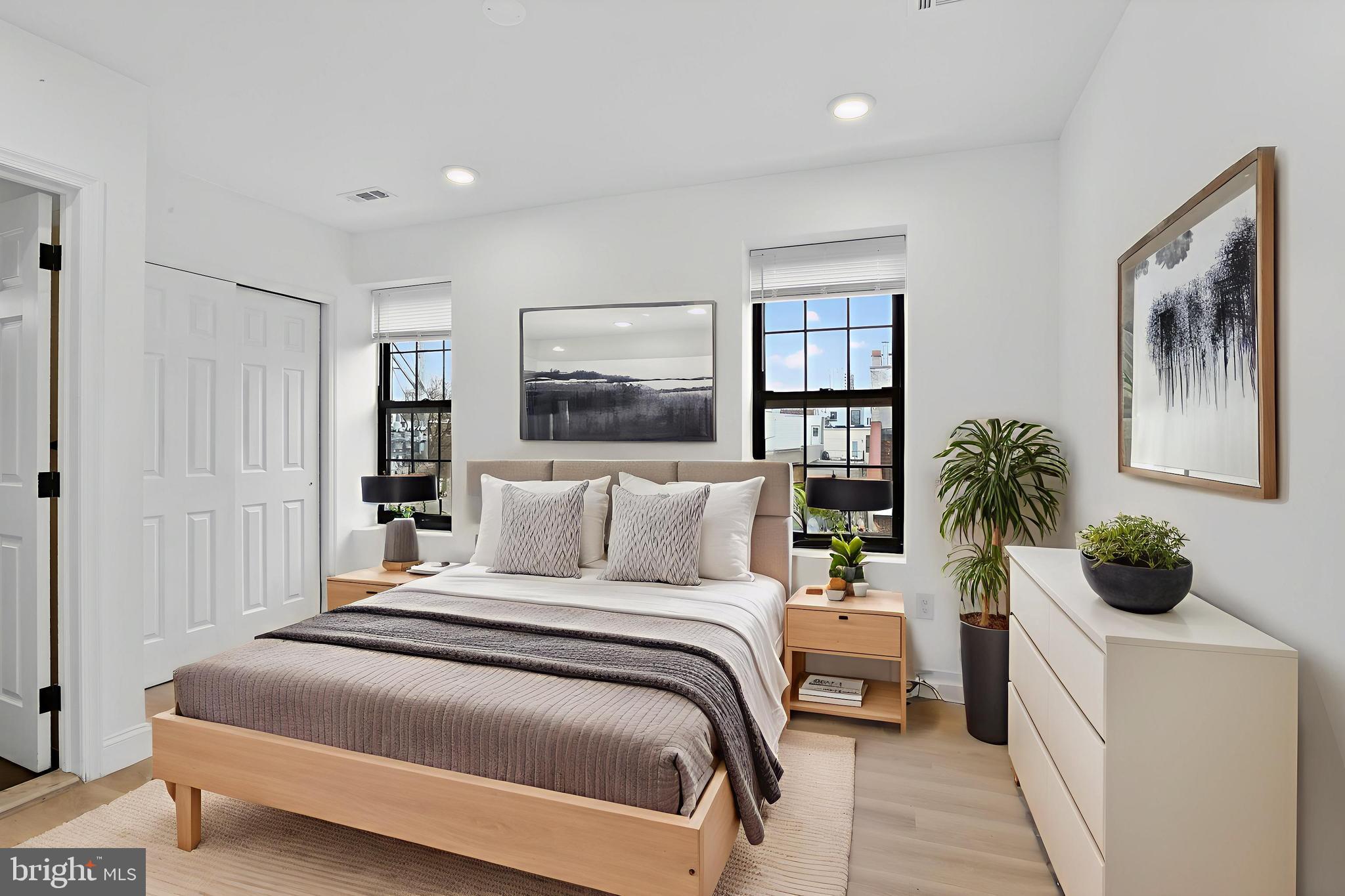 712 N AMERICAN STREET 3