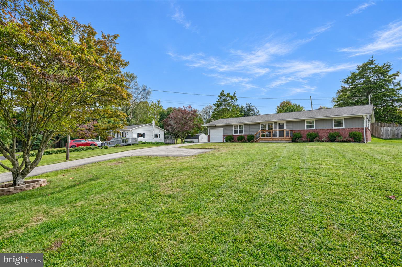 37 MILL POND DRIVE