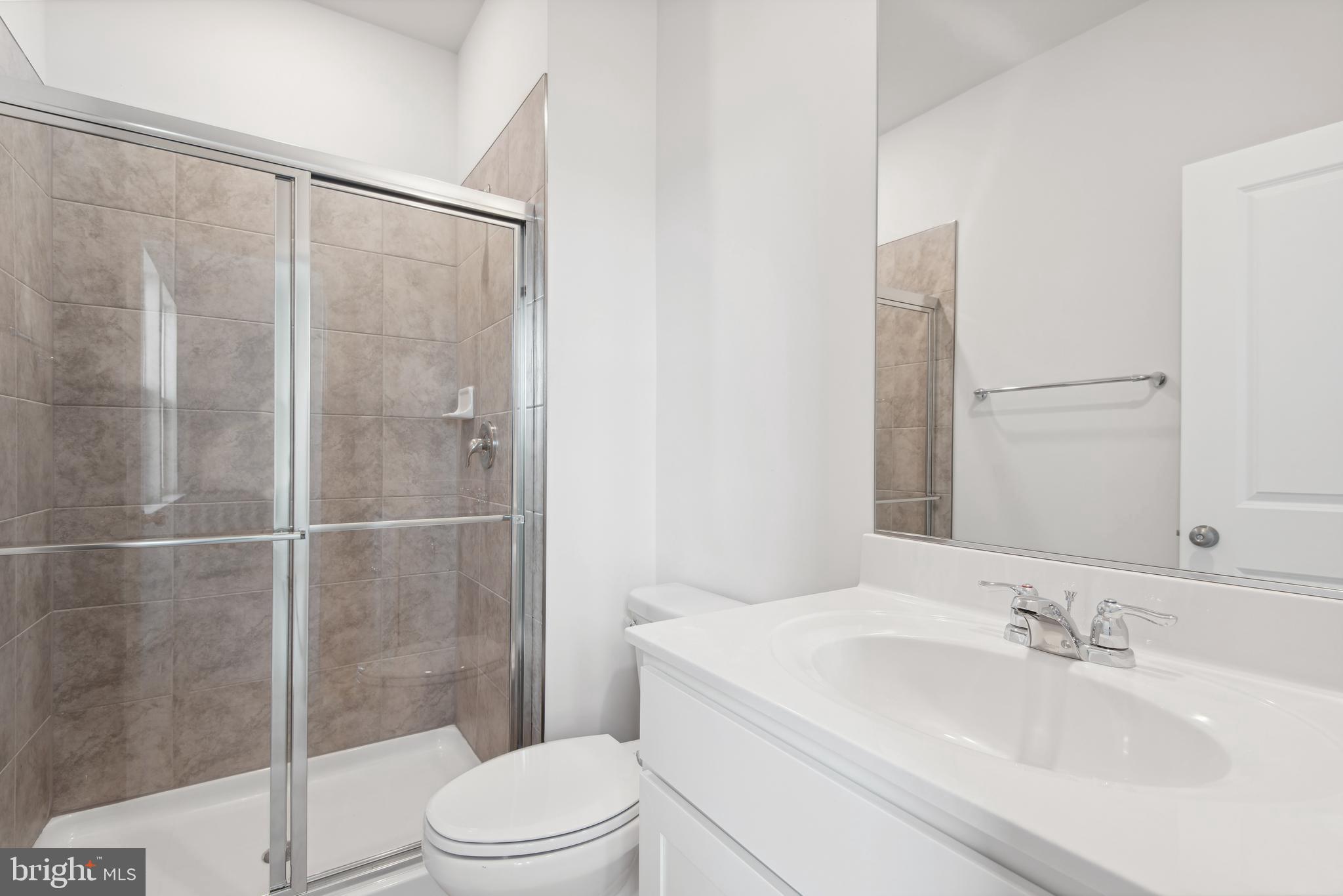 SENSENY VILLAGE - Residential