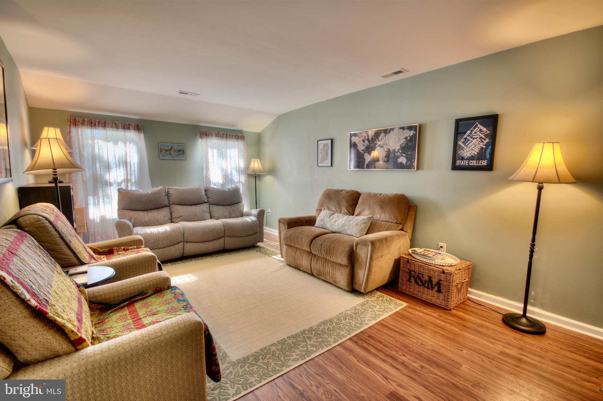 INDIAN CREEK - Residential