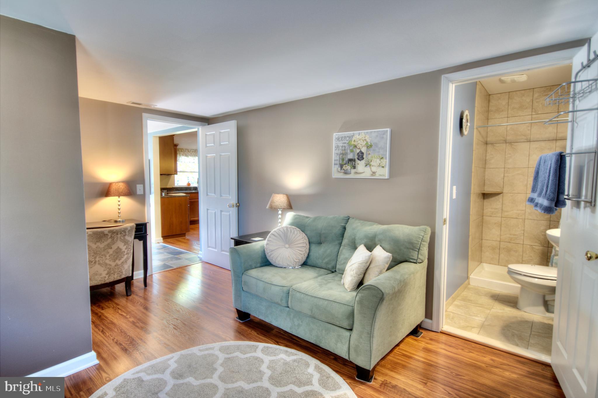 INDIAN CREEK - Residential