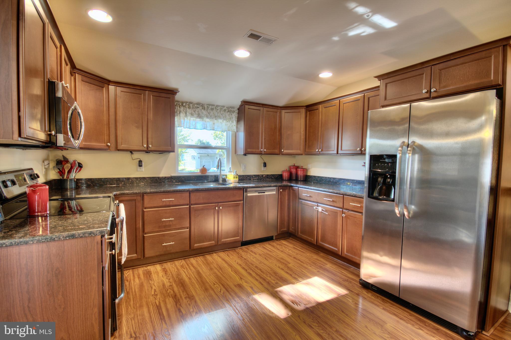 INDIAN CREEK - Residential