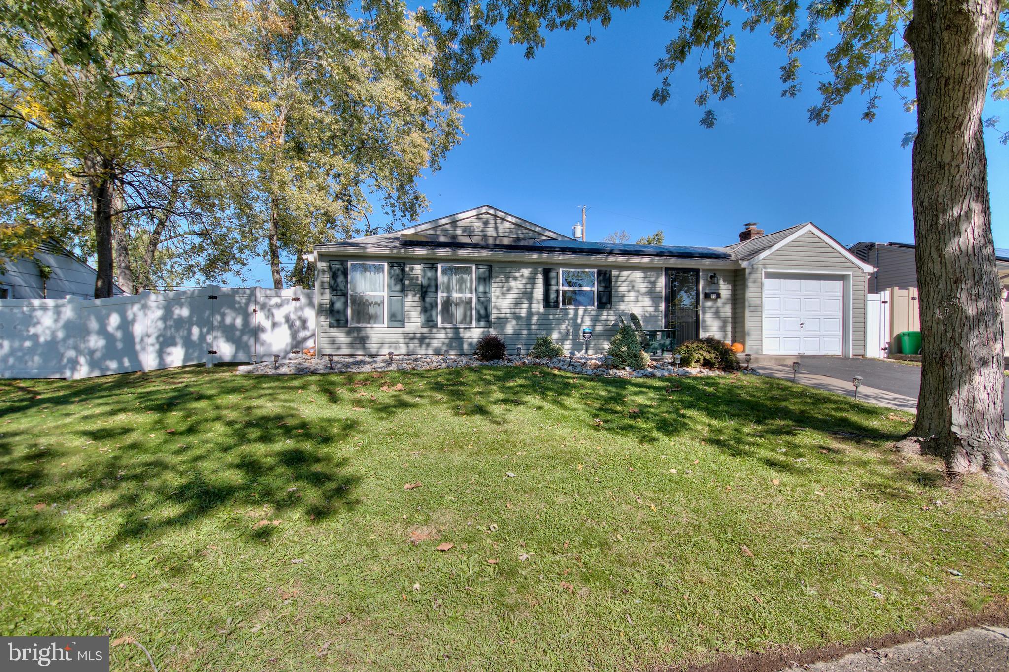 INDIAN CREEK - Residential