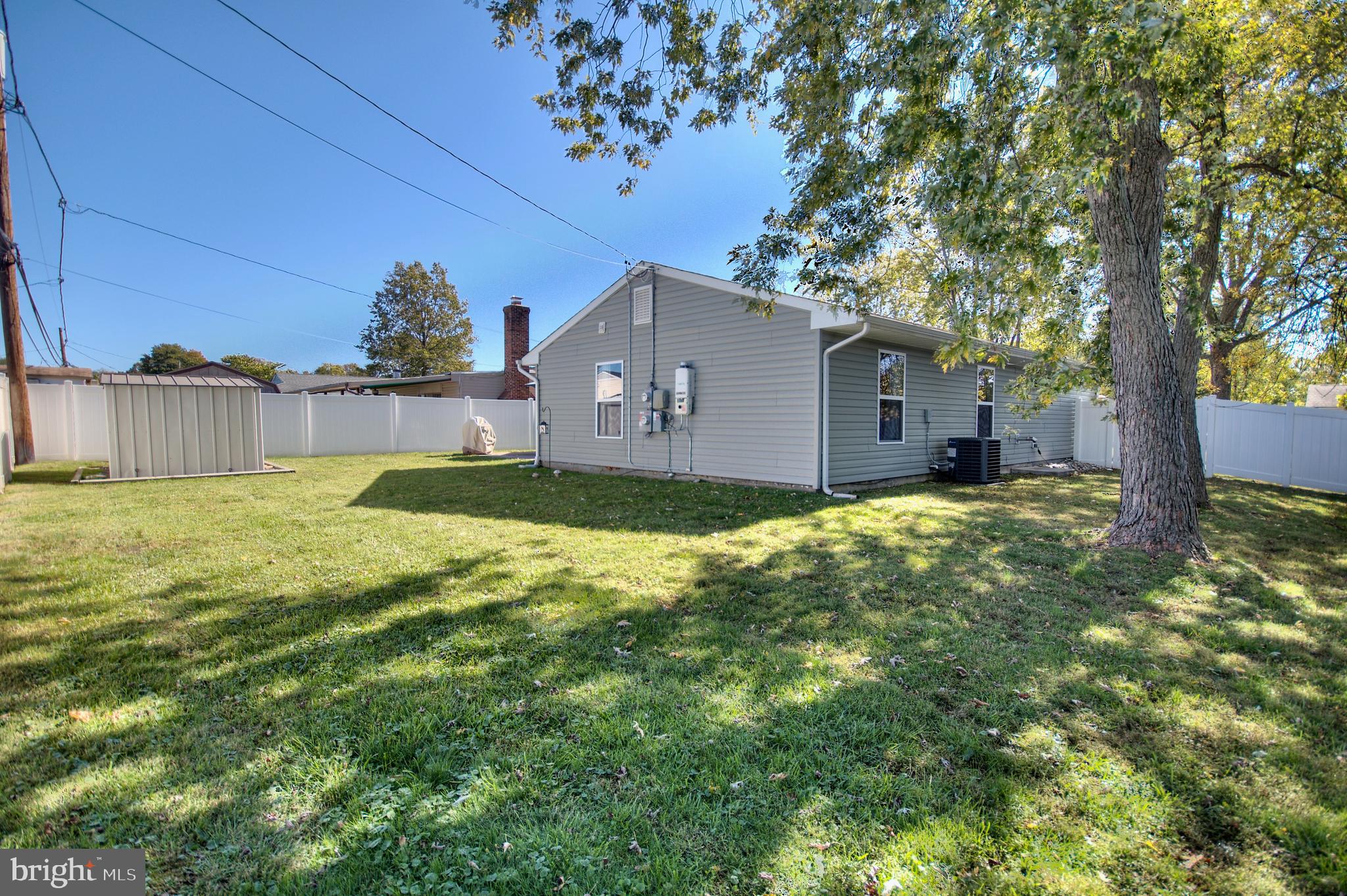 INDIAN CREEK - Residential