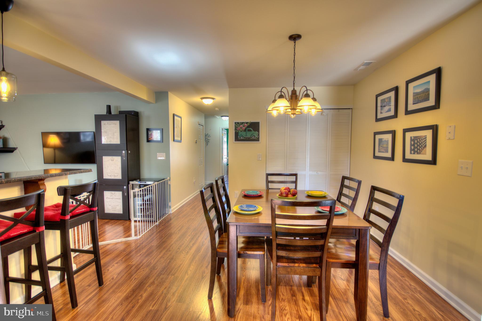 INDIAN CREEK - Residential