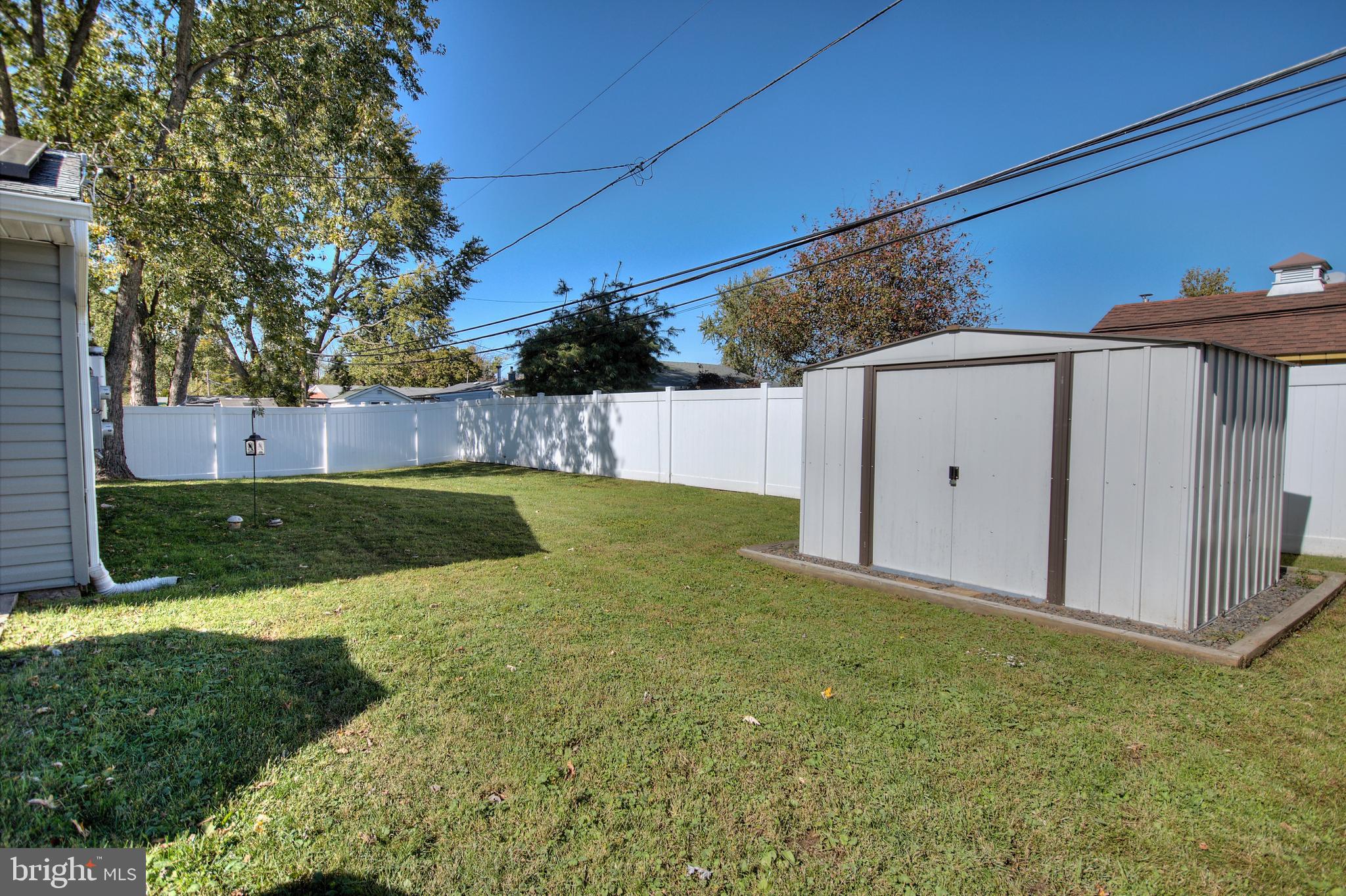 INDIAN CREEK - Residential