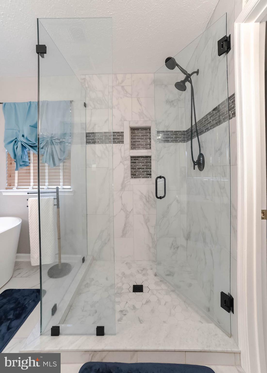 FERRY DOCK CROSSING - Residential