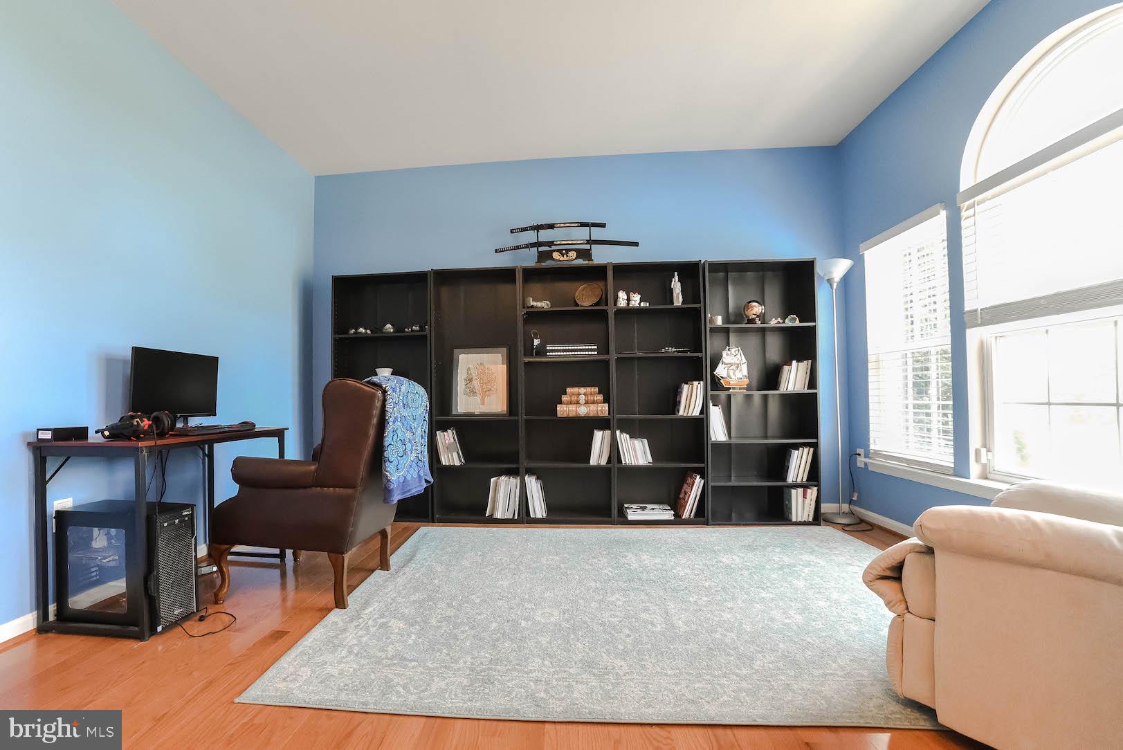 FERRY DOCK CROSSING - Residential