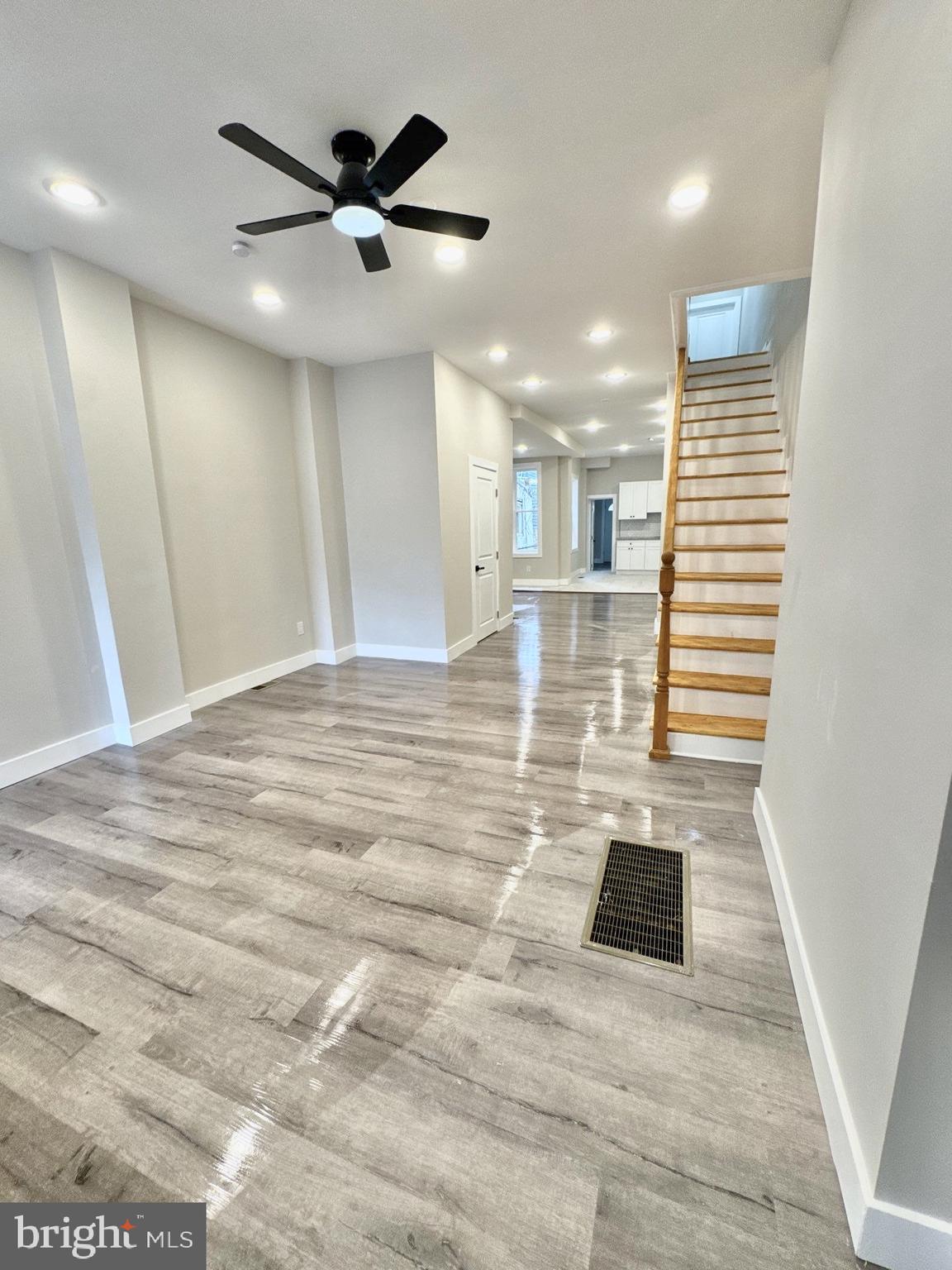 MILL CREEK - Residential Lease