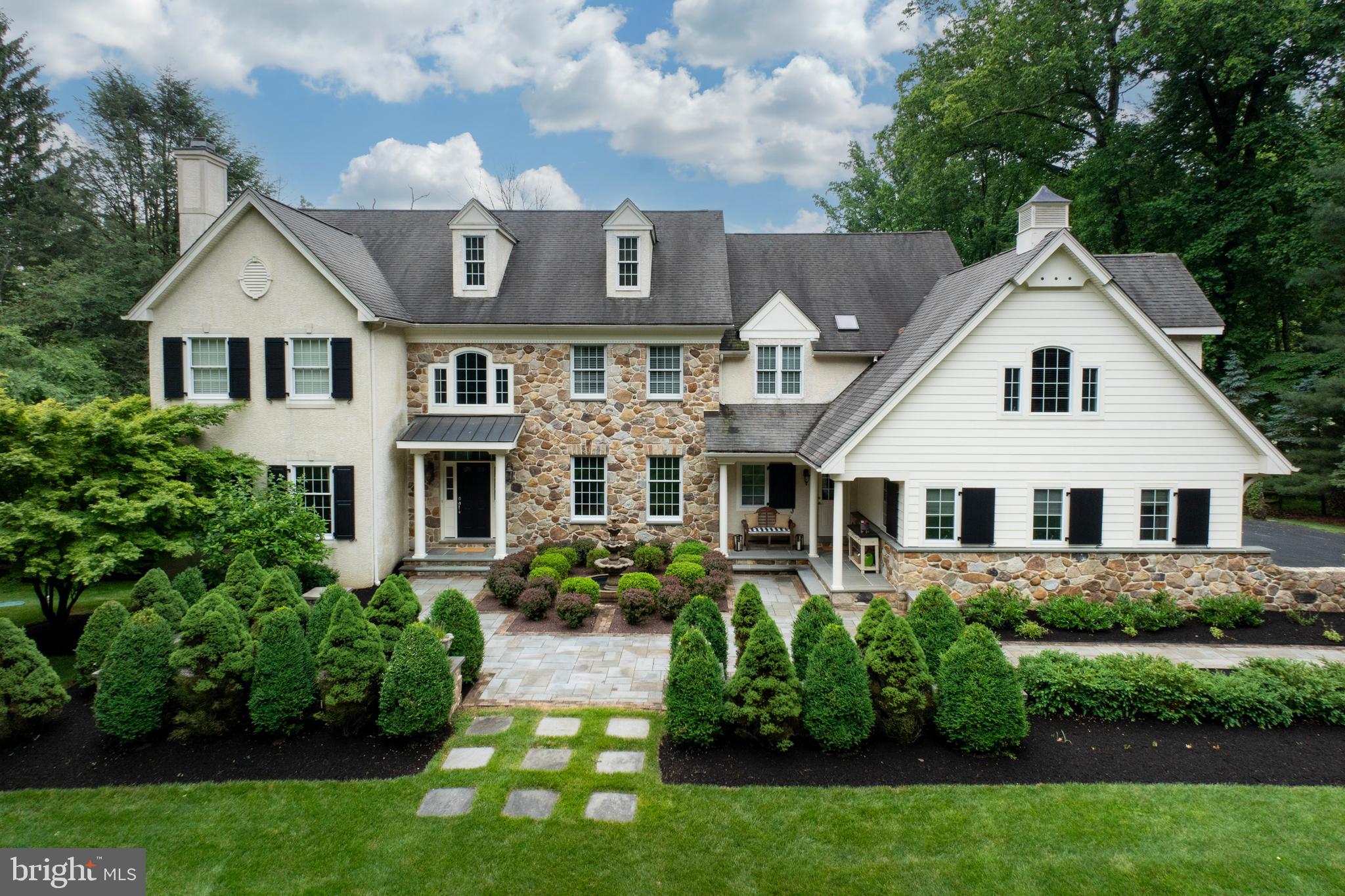 STONEBROOK - Residential