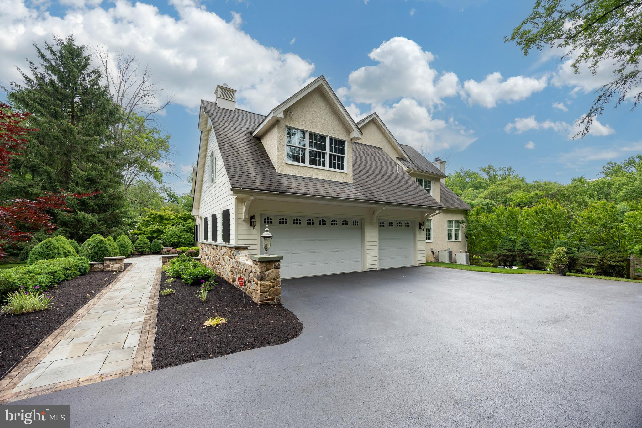 STONEBROOK - Residential