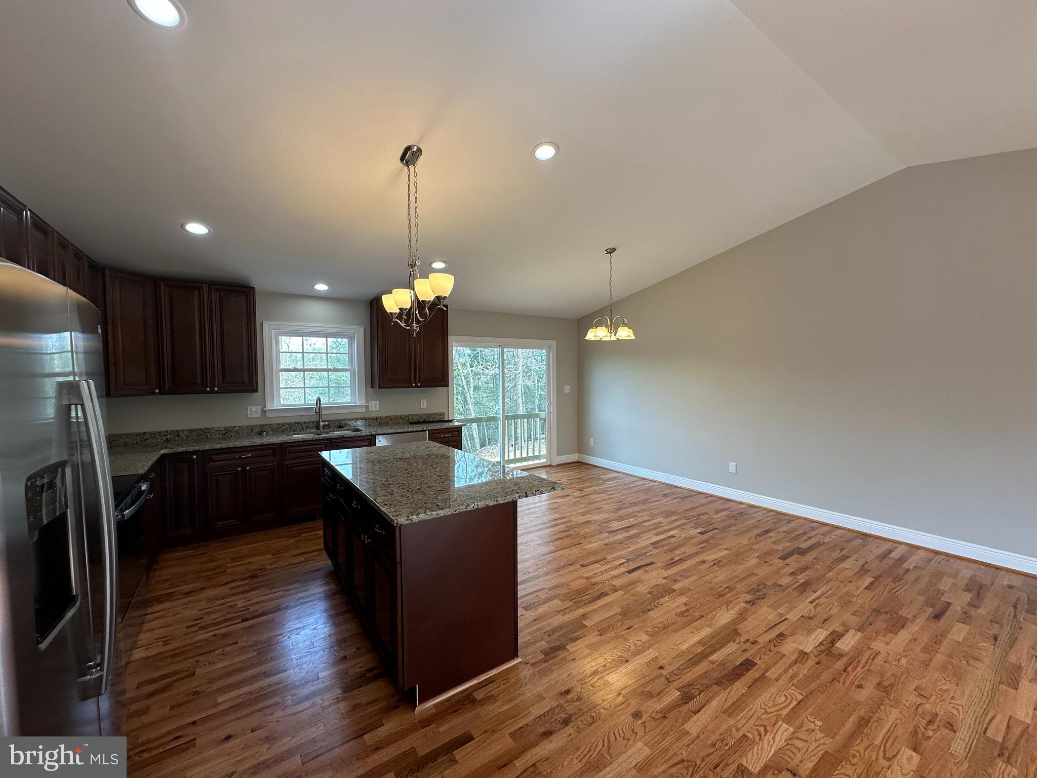 122 DEER TRAIL