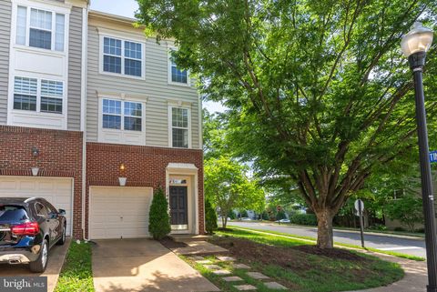11441 LOG RIDGE DRIVE FAIRFAX VA 22030