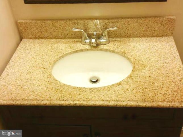 SUMMERHOUSE CONDO - Residential Lease