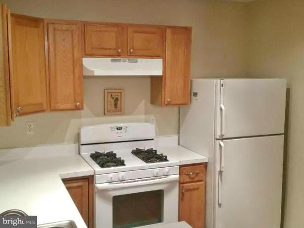 SUMMERHOUSE CONDO - Residential Lease