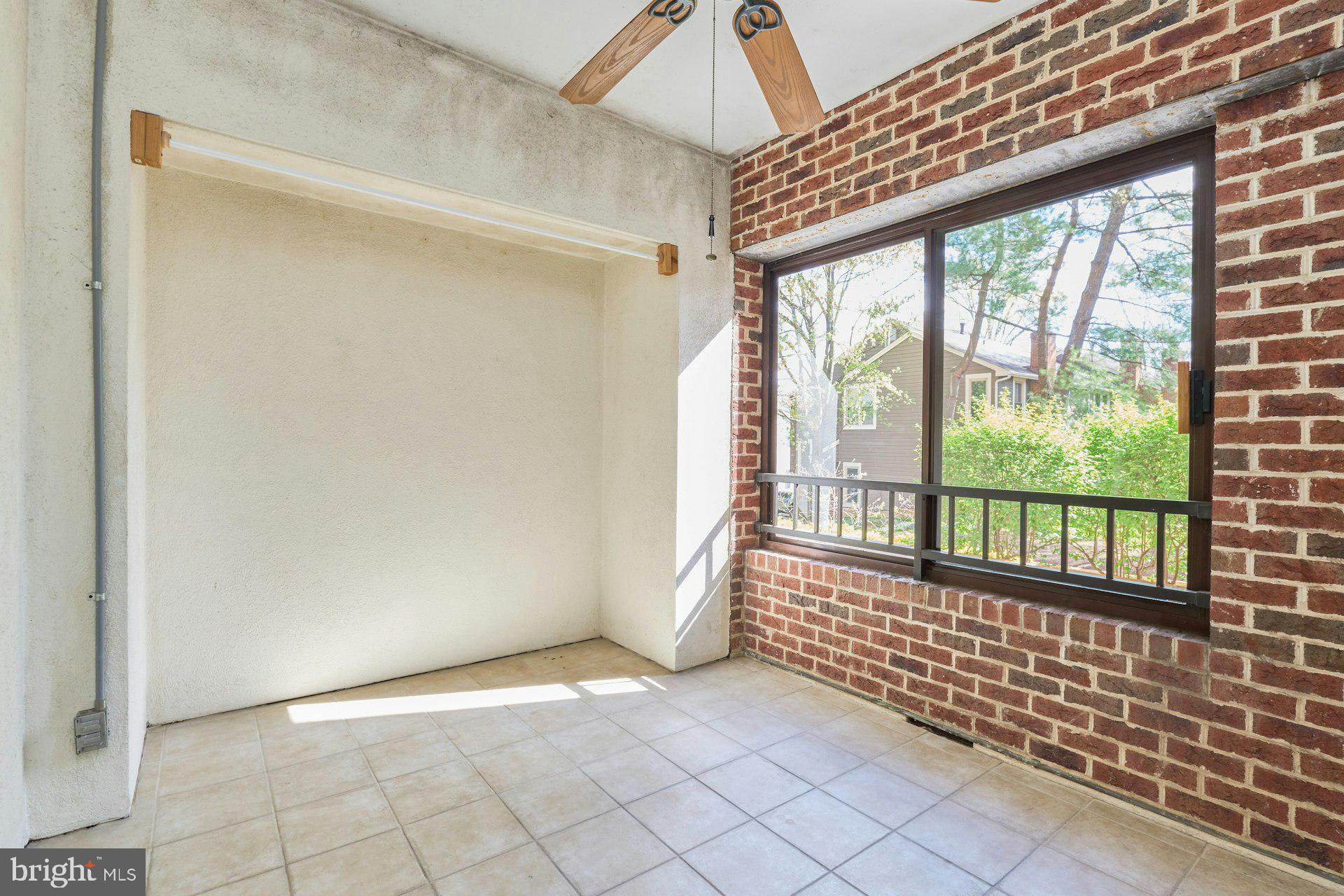 WATERFORD SQUARE - Residential