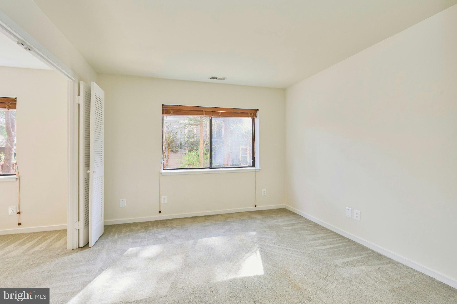 WATERFORD SQUARE - Residential