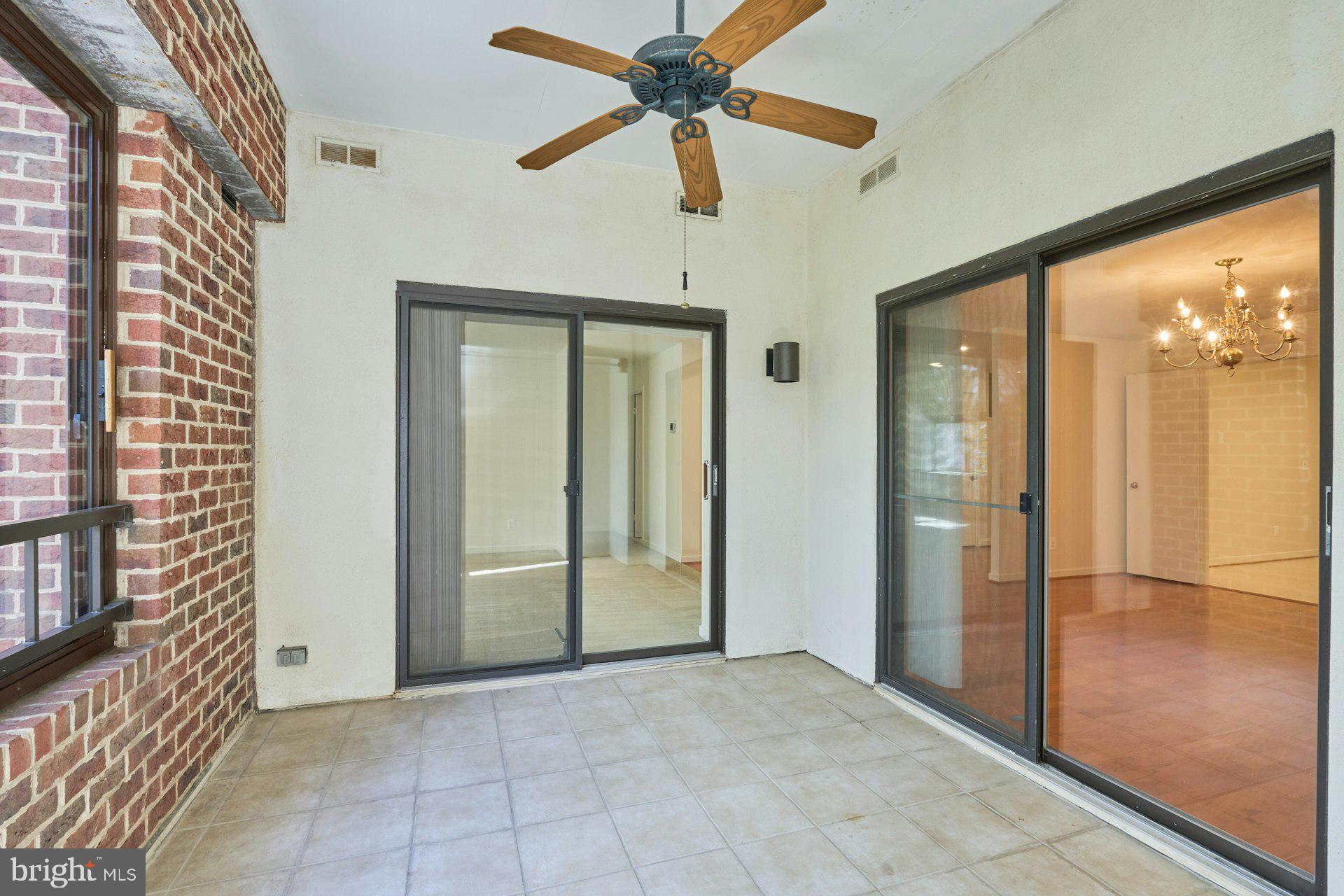 WATERFORD SQUARE - Residential