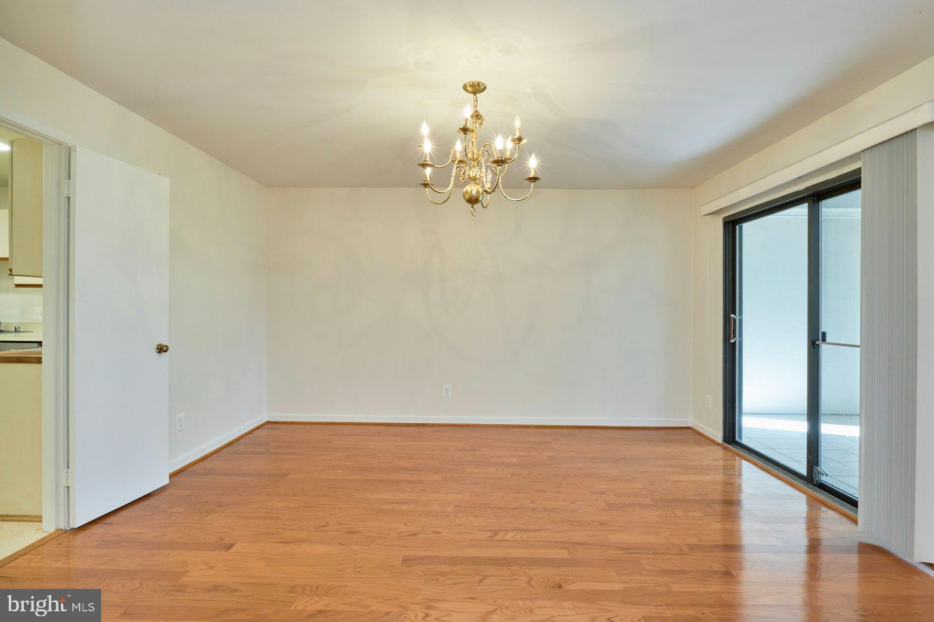 WATERFORD SQUARE - Residential