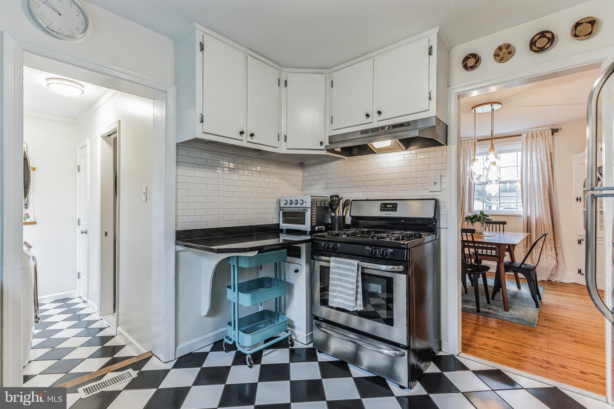 NORTHWOOD - Residential