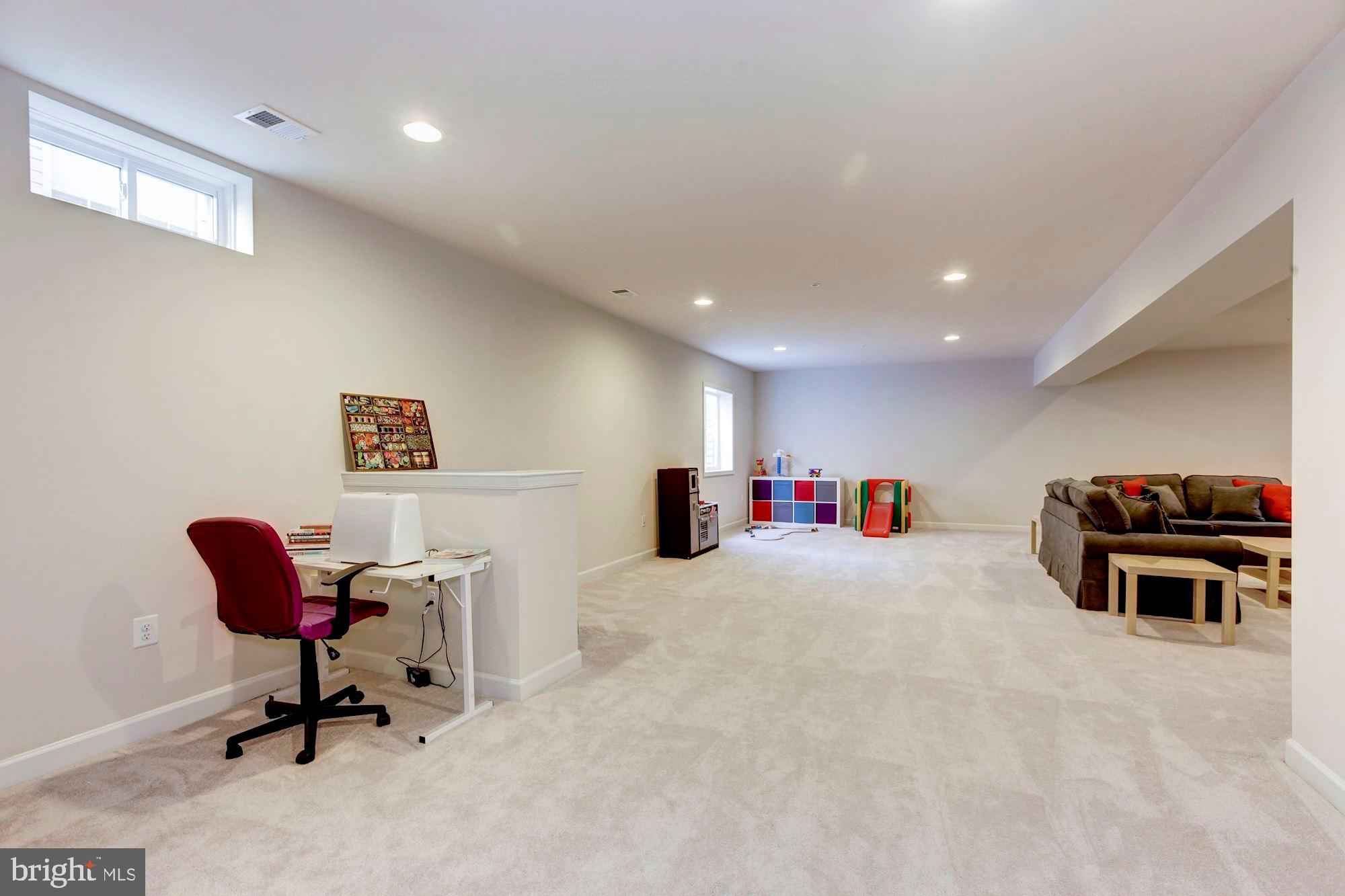 POPLAR RUN - Residential