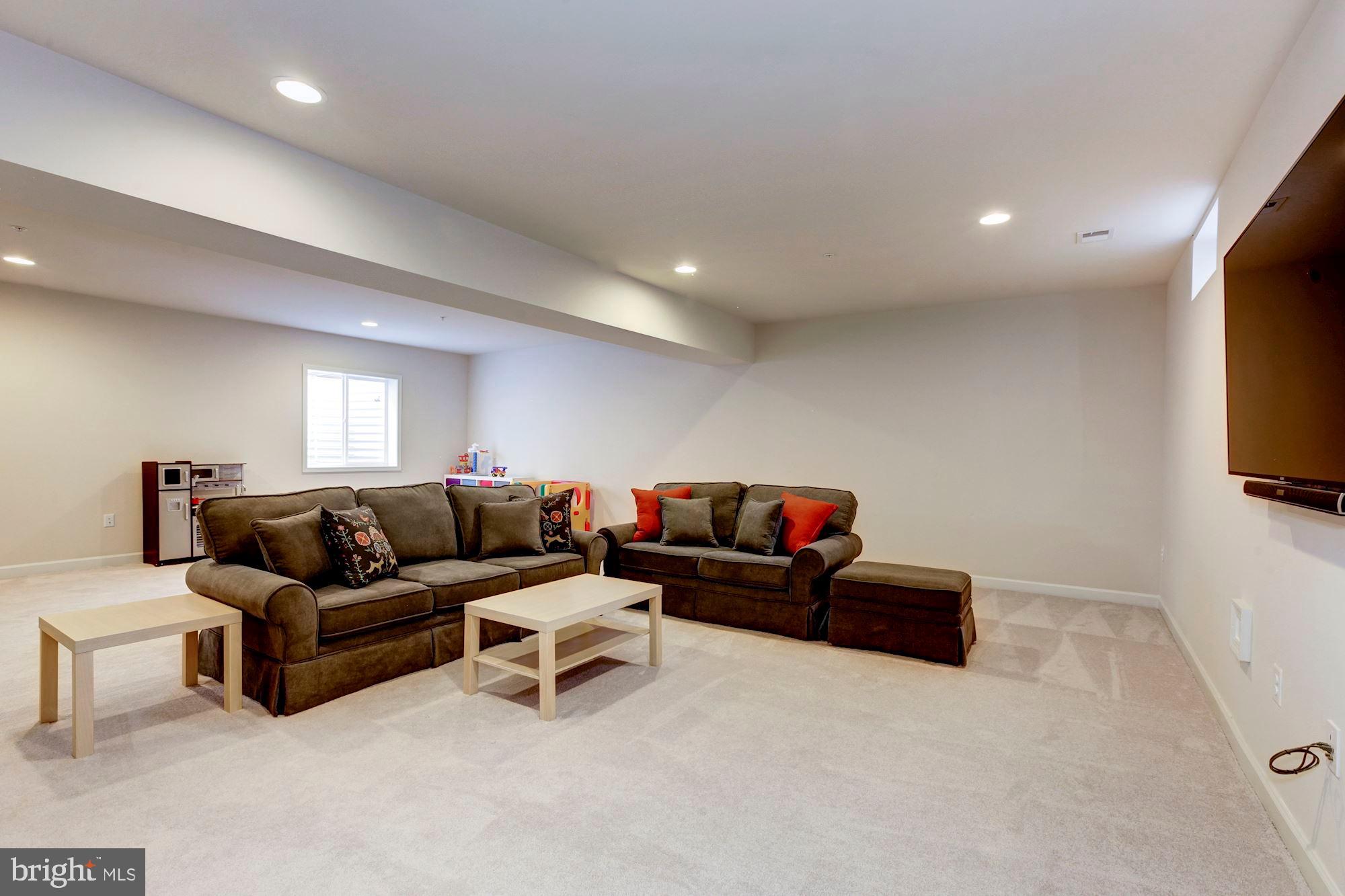 POPLAR RUN - Residential