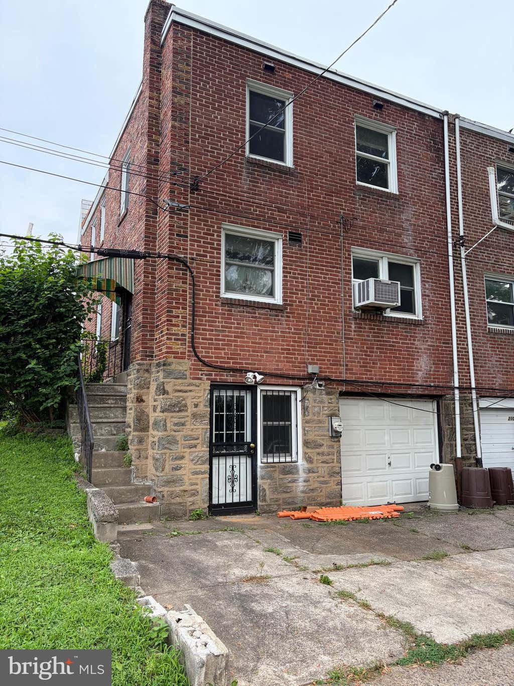 Photo of 2105 Parkwyn Road, PHILADELPHIA, PA 19131 (MLS # PAPH2658782)