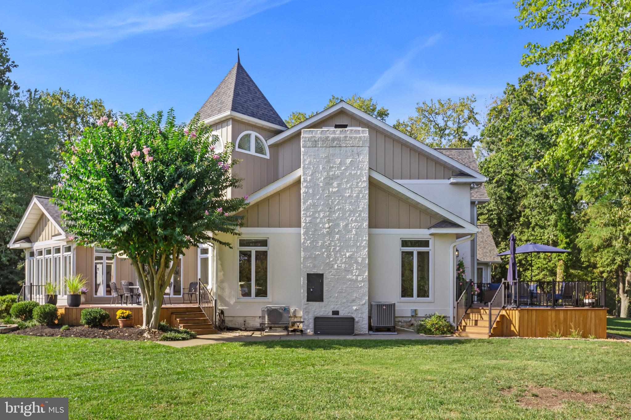 TOWN CREEK - Residential