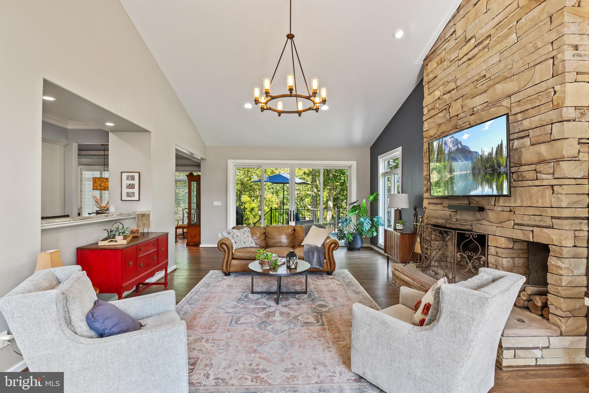 TOWN CREEK - Residential