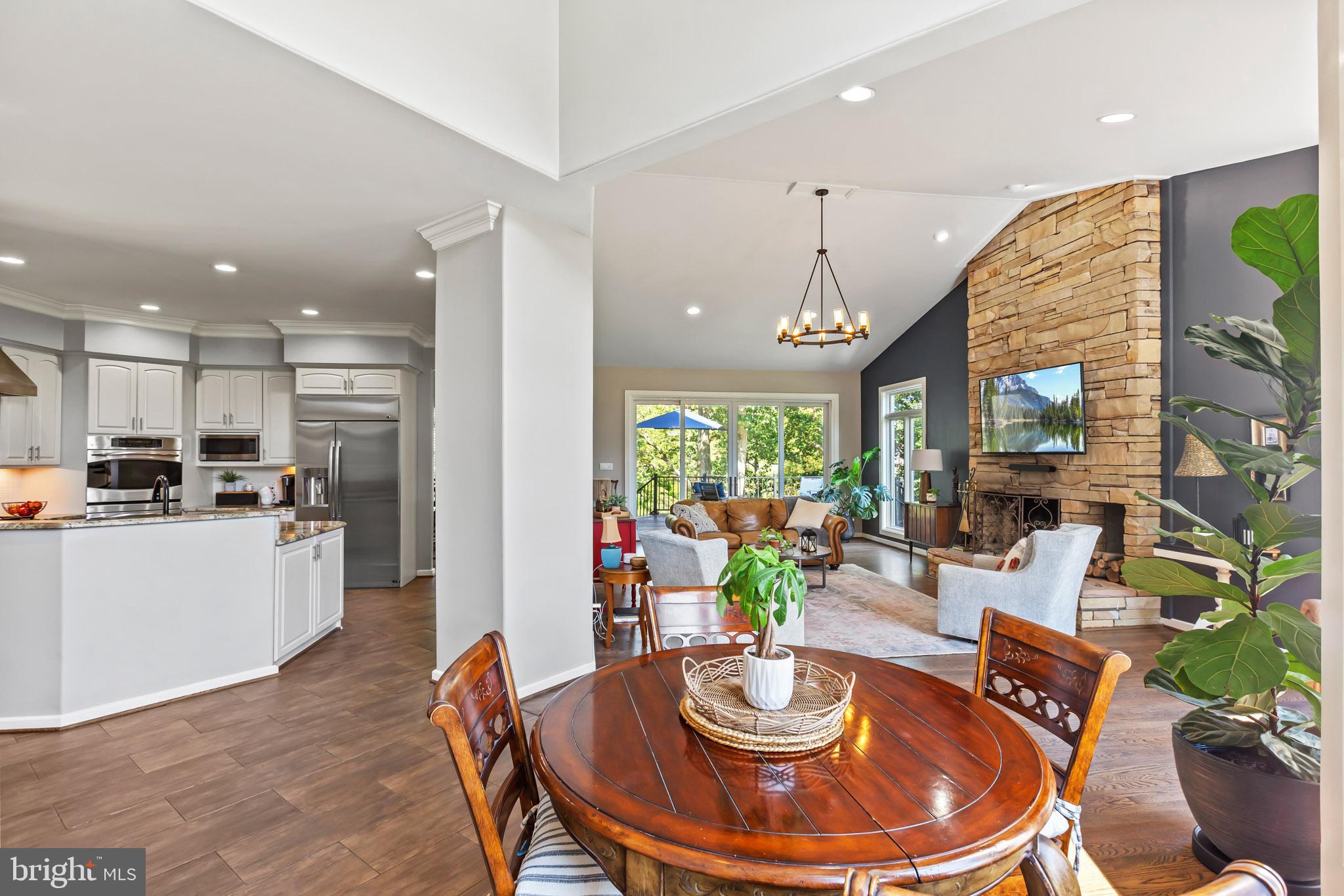 TOWN CREEK - Residential