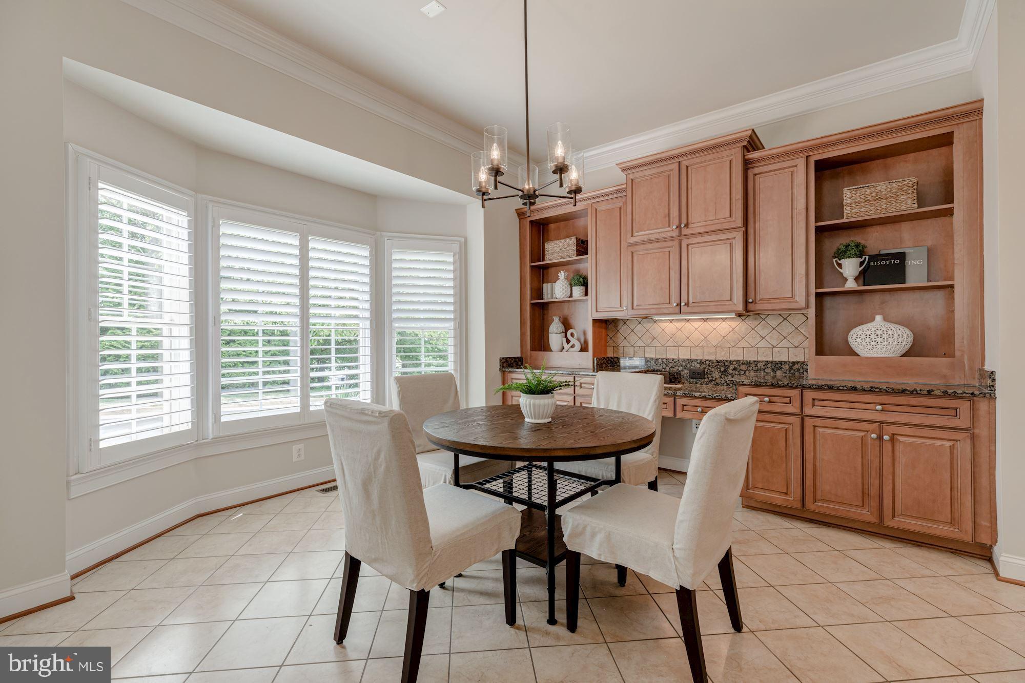 LINWAY PARK OF MCLEAN - Residential