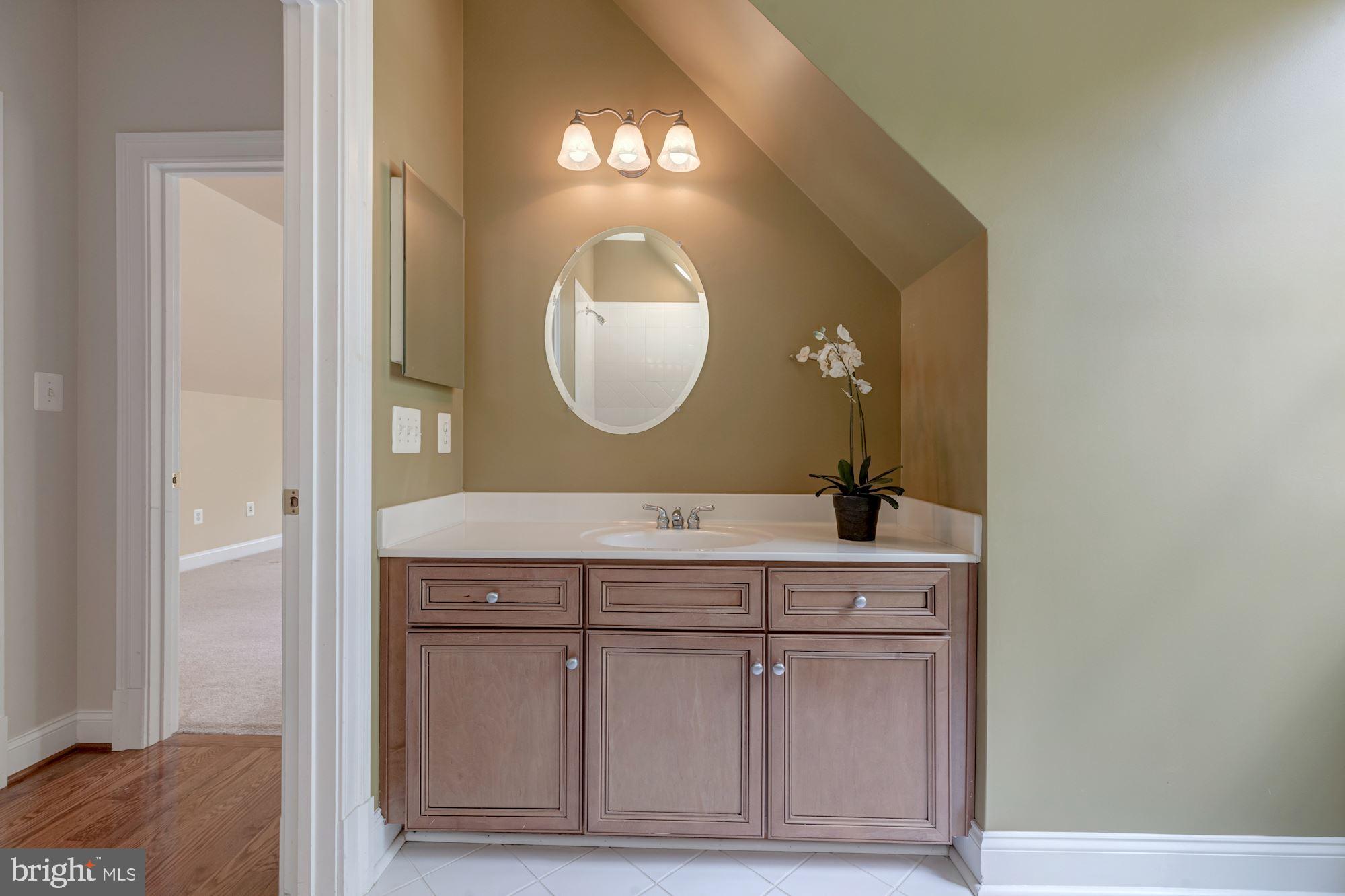 LINWAY PARK OF MCLEAN - Residential